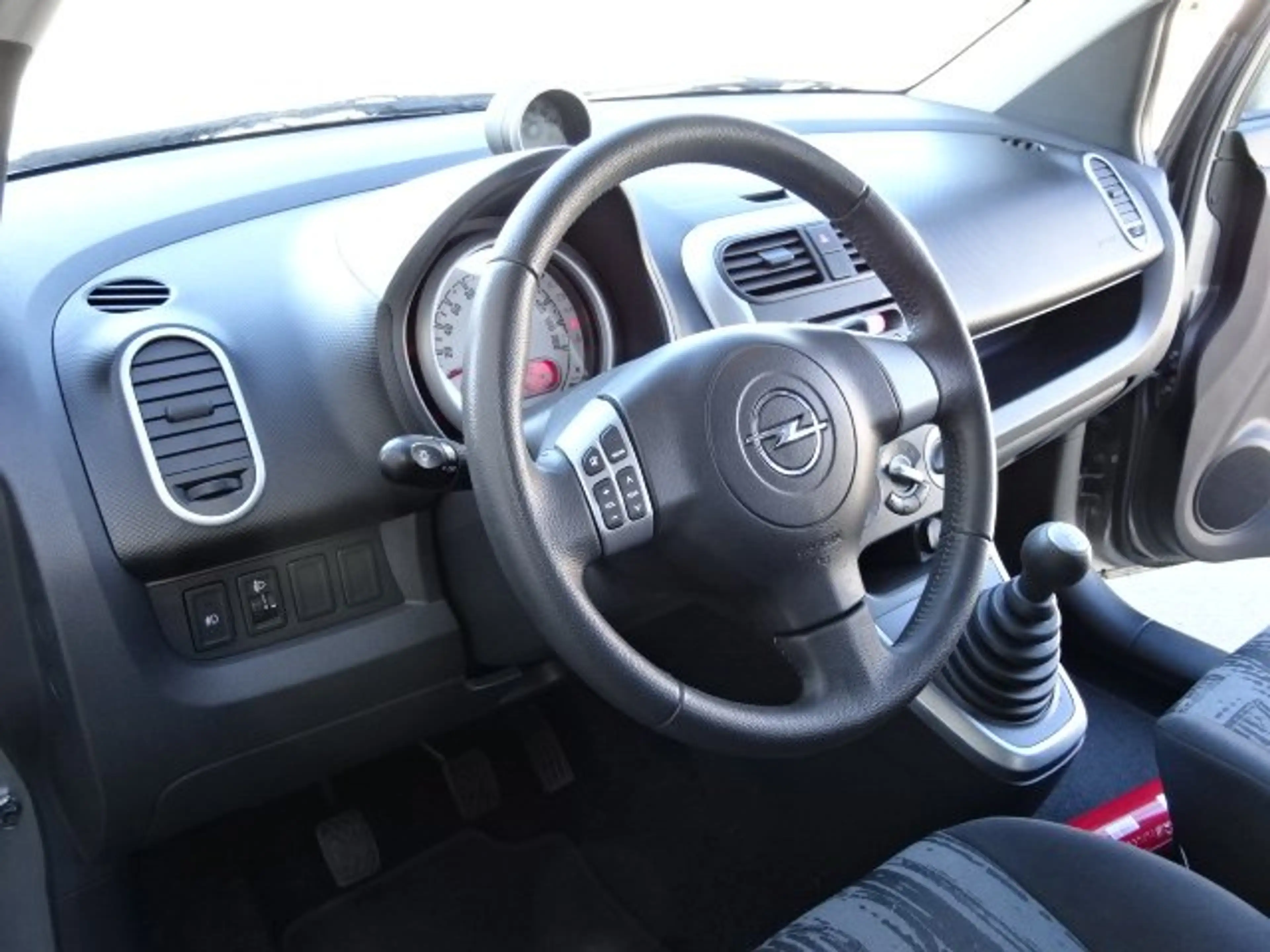 Opel Agila 1.2 ess, slt 26mkms,1Prop,carn ,prêt à immat — photo 14