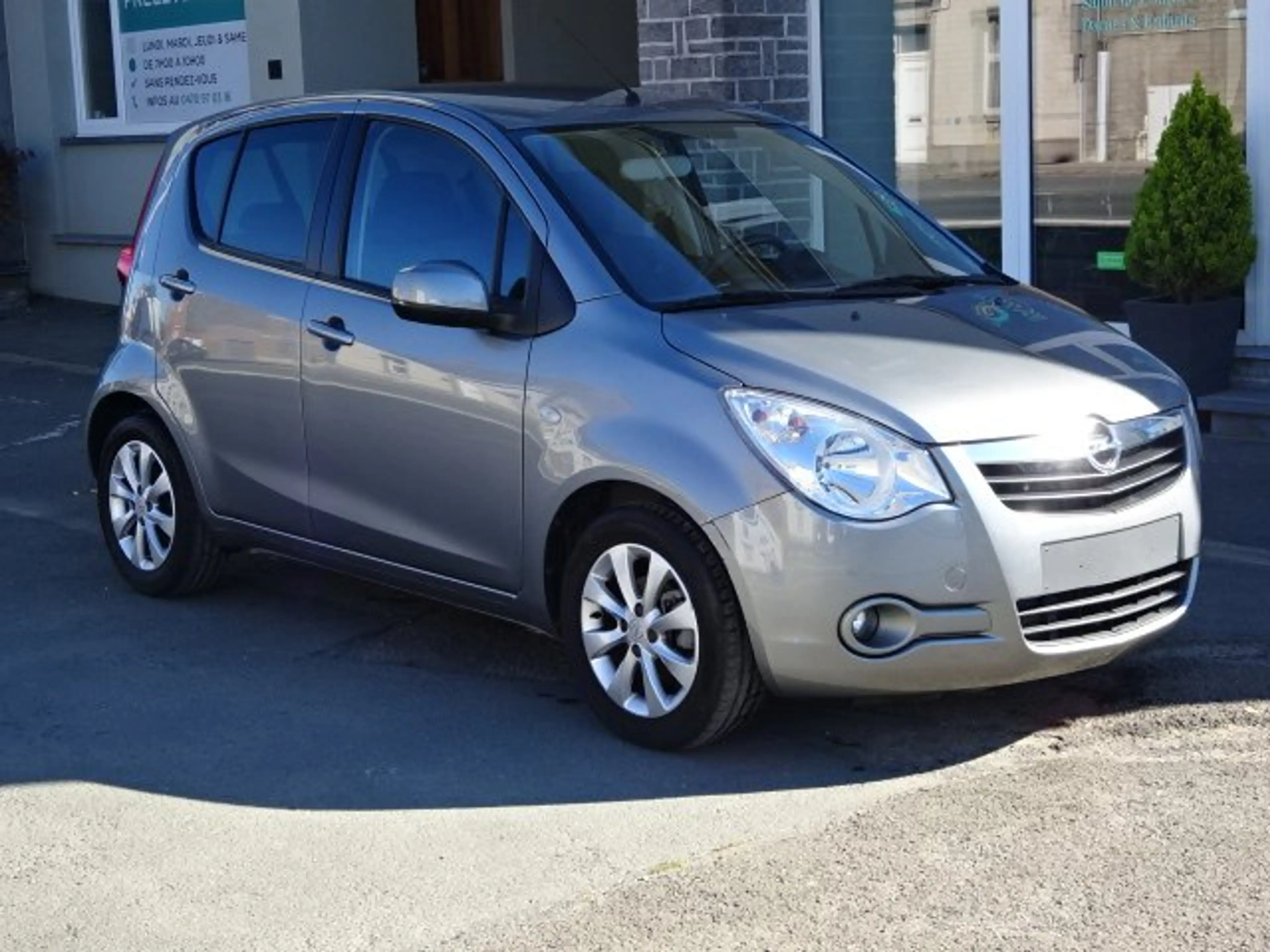 Opel Agila 1.2 ess, slt 26mkms,1Prop,carn ,prêt à immat — photo 3