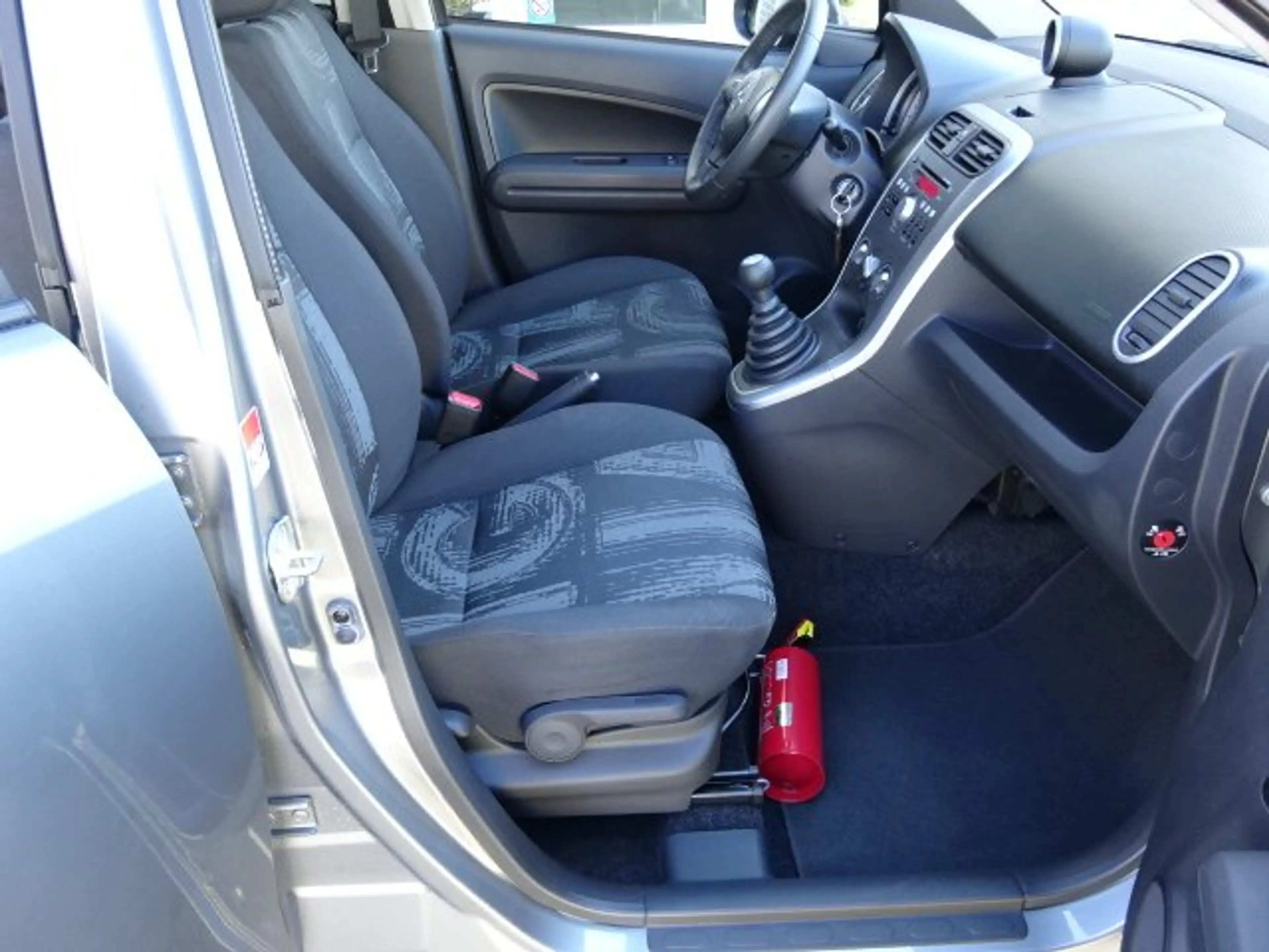 Opel Agila 1.2 ess, slt 26mkms,1Prop,carn ,prêt à immat — photo 10