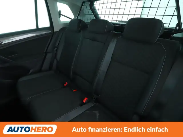 Volkswagen Tiguan view 14