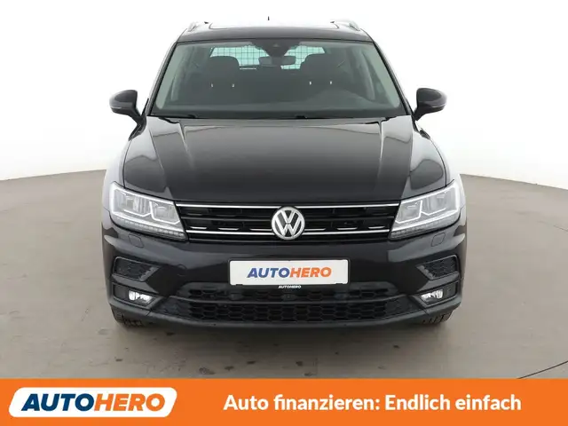 Volkswagen Tiguan view 9