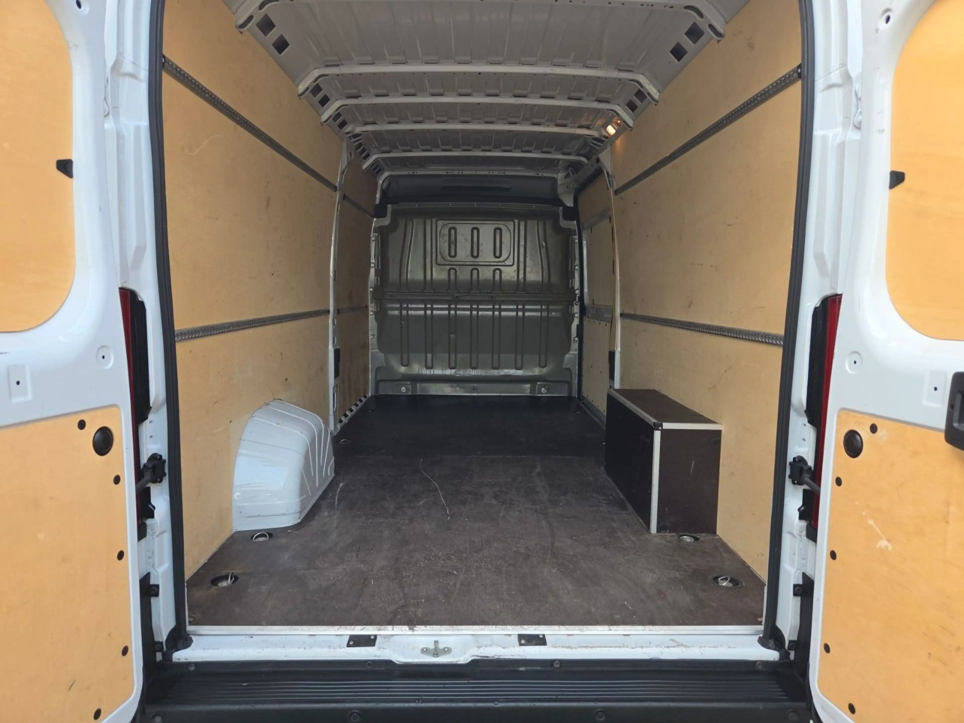 Citroen Jumper Grossraumkasten 35 L4H2 Control Heavy Blu — photo 8