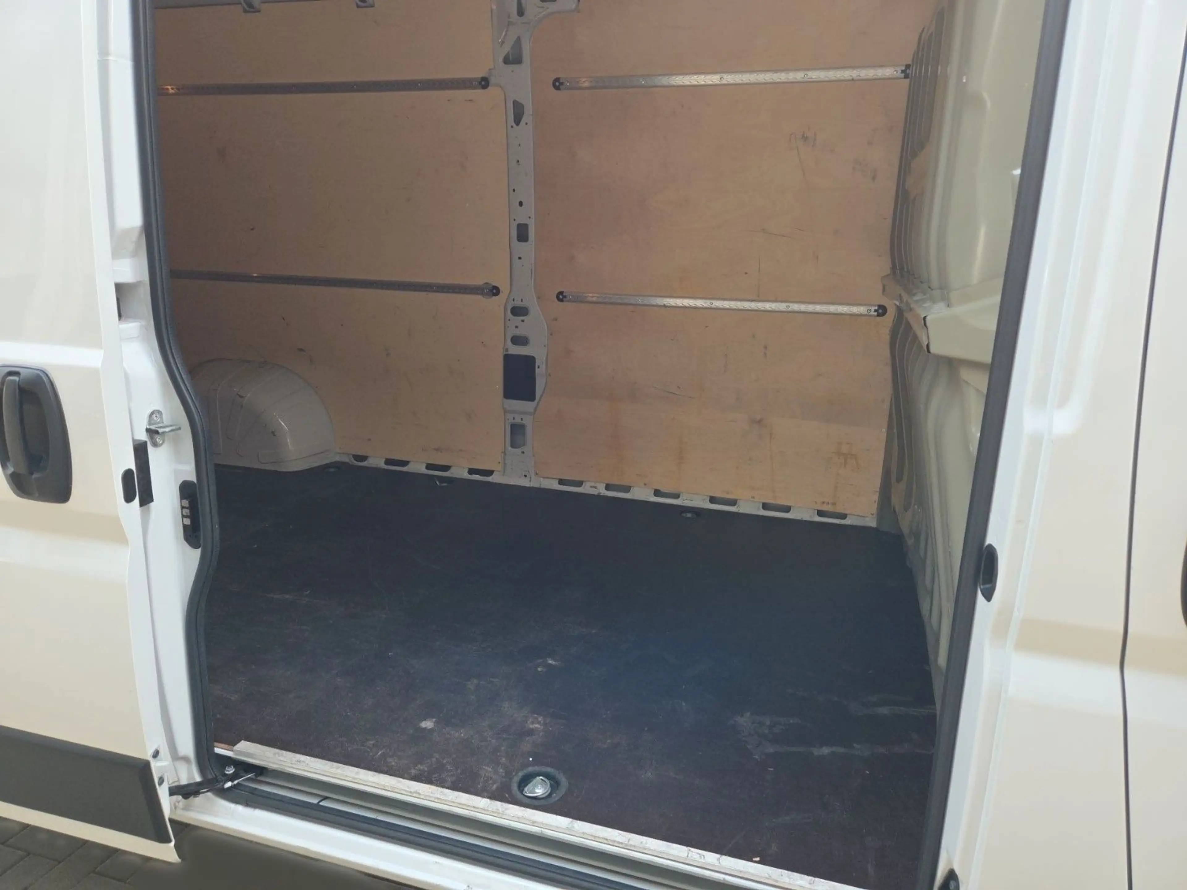 Citroen Jumper Grossraumkasten 35 L4H2 Control Heavy Blu — photo 7