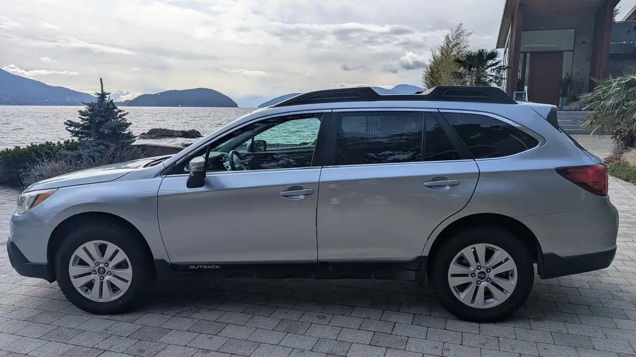 Subaru OUTBACK снимка Subaru OUTBACK
