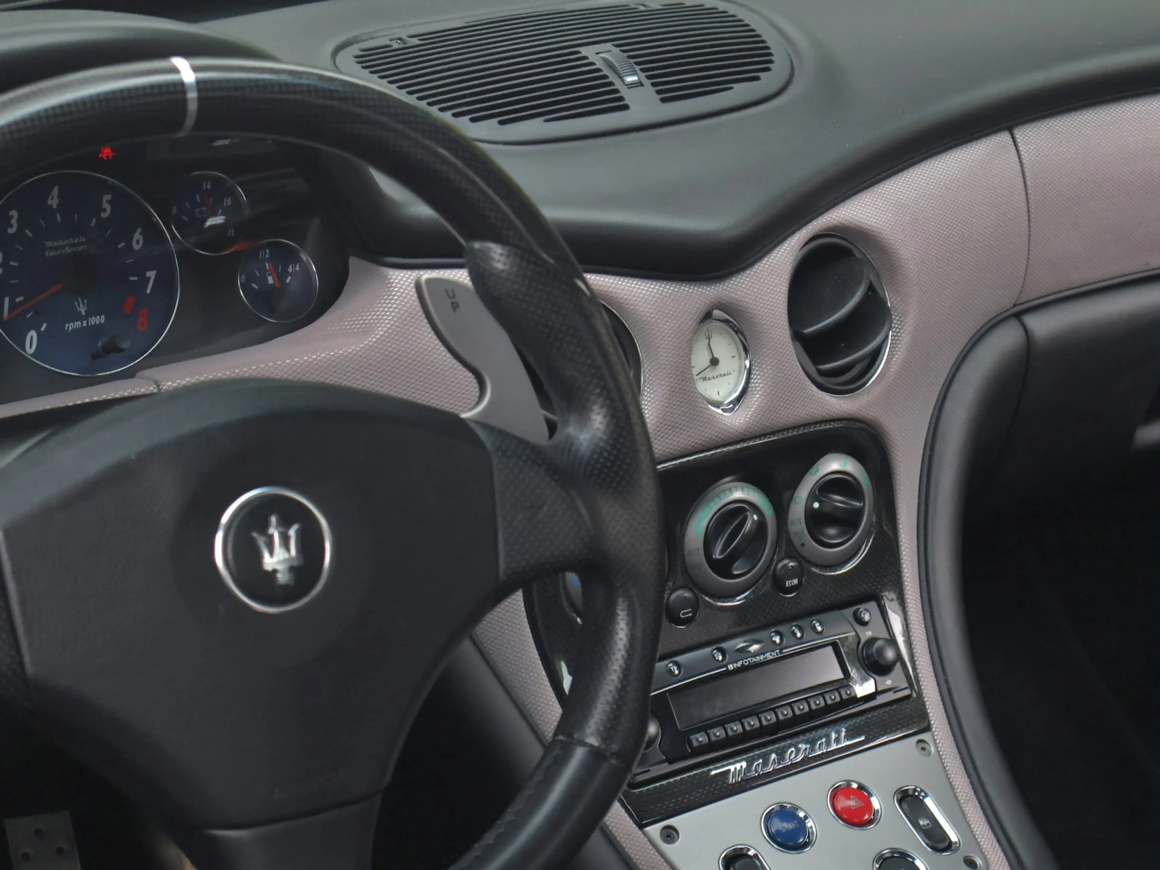 Maserati GranSport 4.2 — photo 8