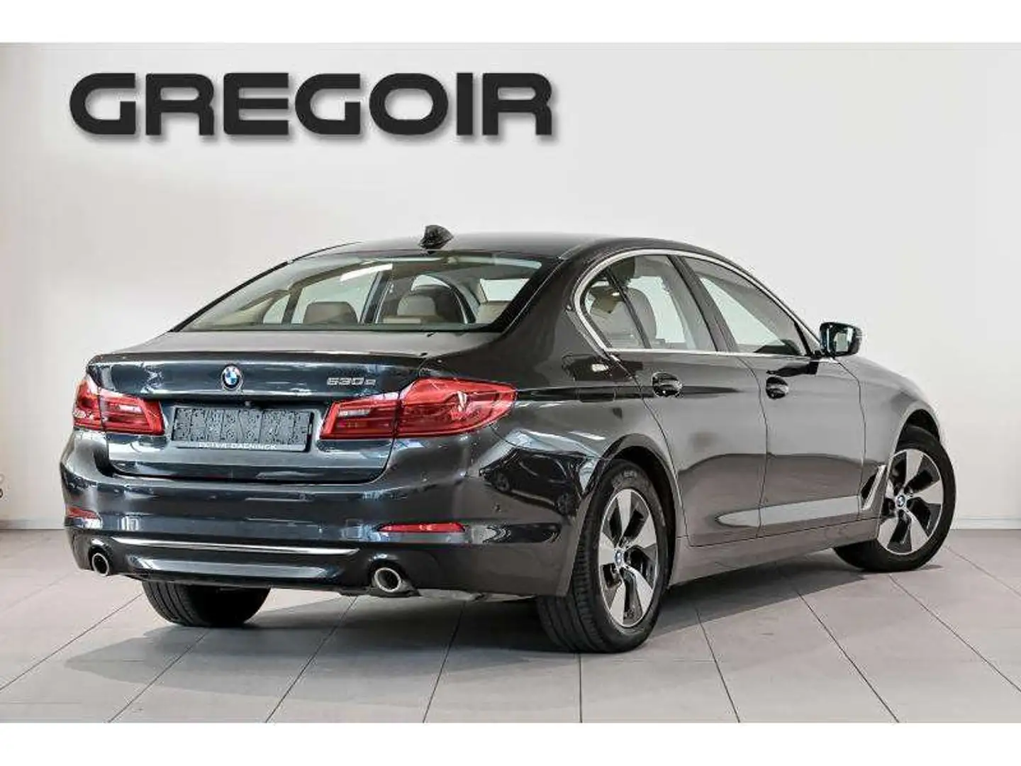 BMW 530 530e Berline Model Luxury Grau - 2