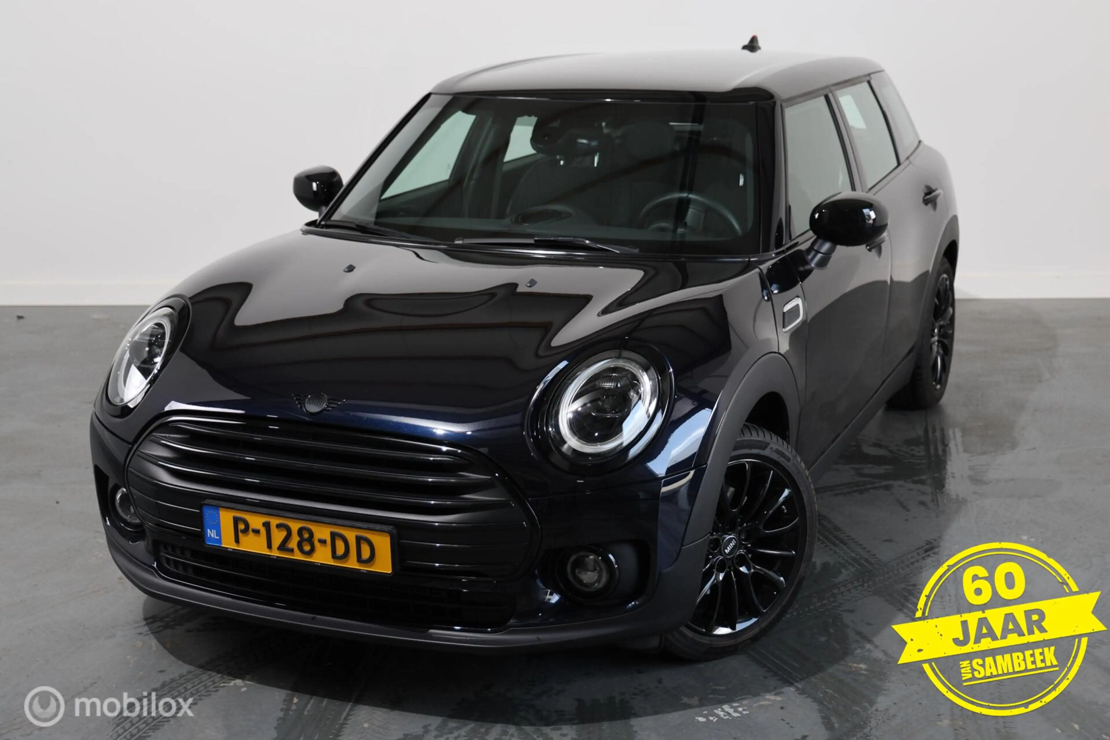 MINI Cooper Clubman 1.5 -STOEL/STUURVERWARMING - NAVI- AIRCO — photo 2