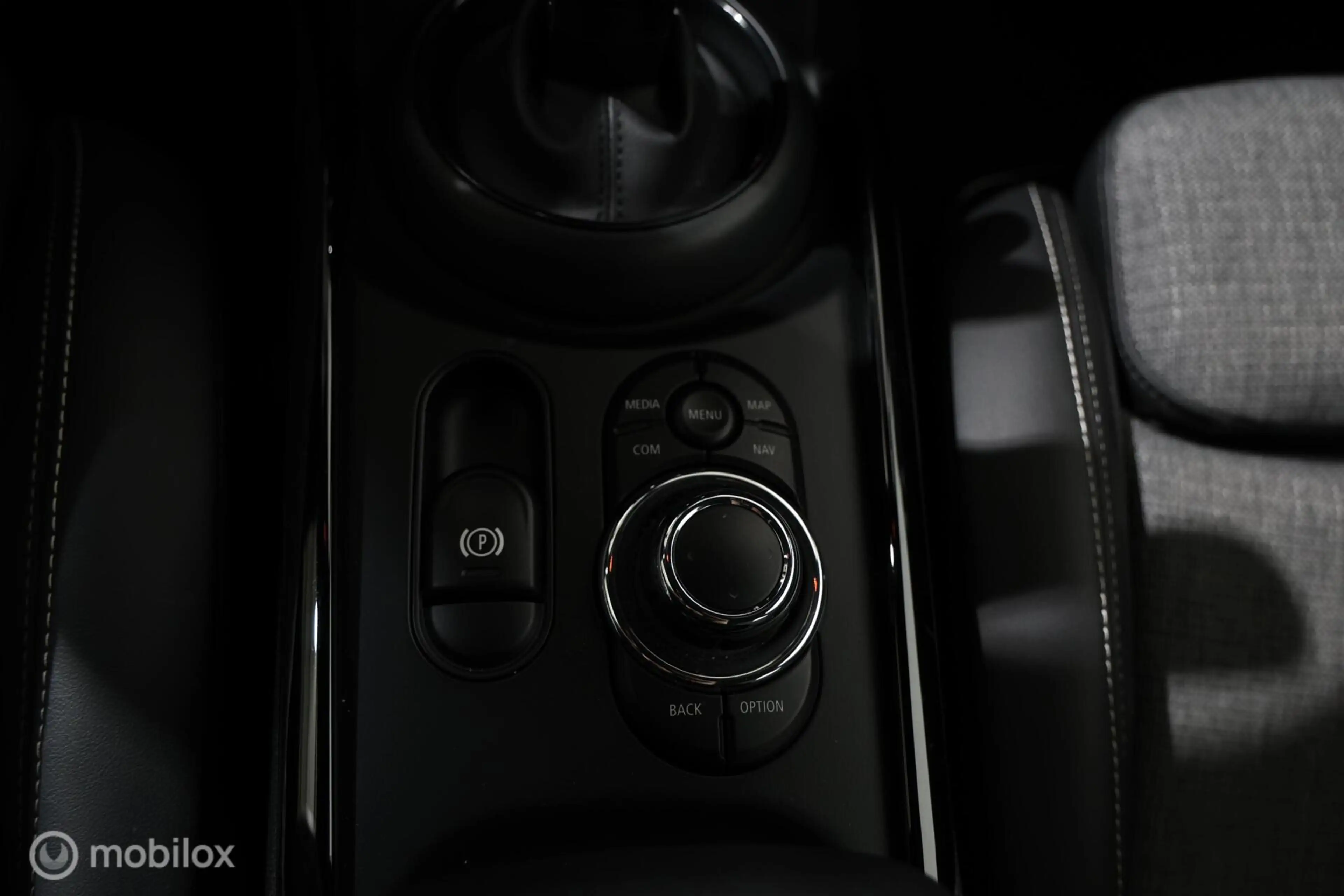MINI Cooper Clubman 1.5 -STOEL/STUURVERWARMING - NAVI- AIRCO — photo 25