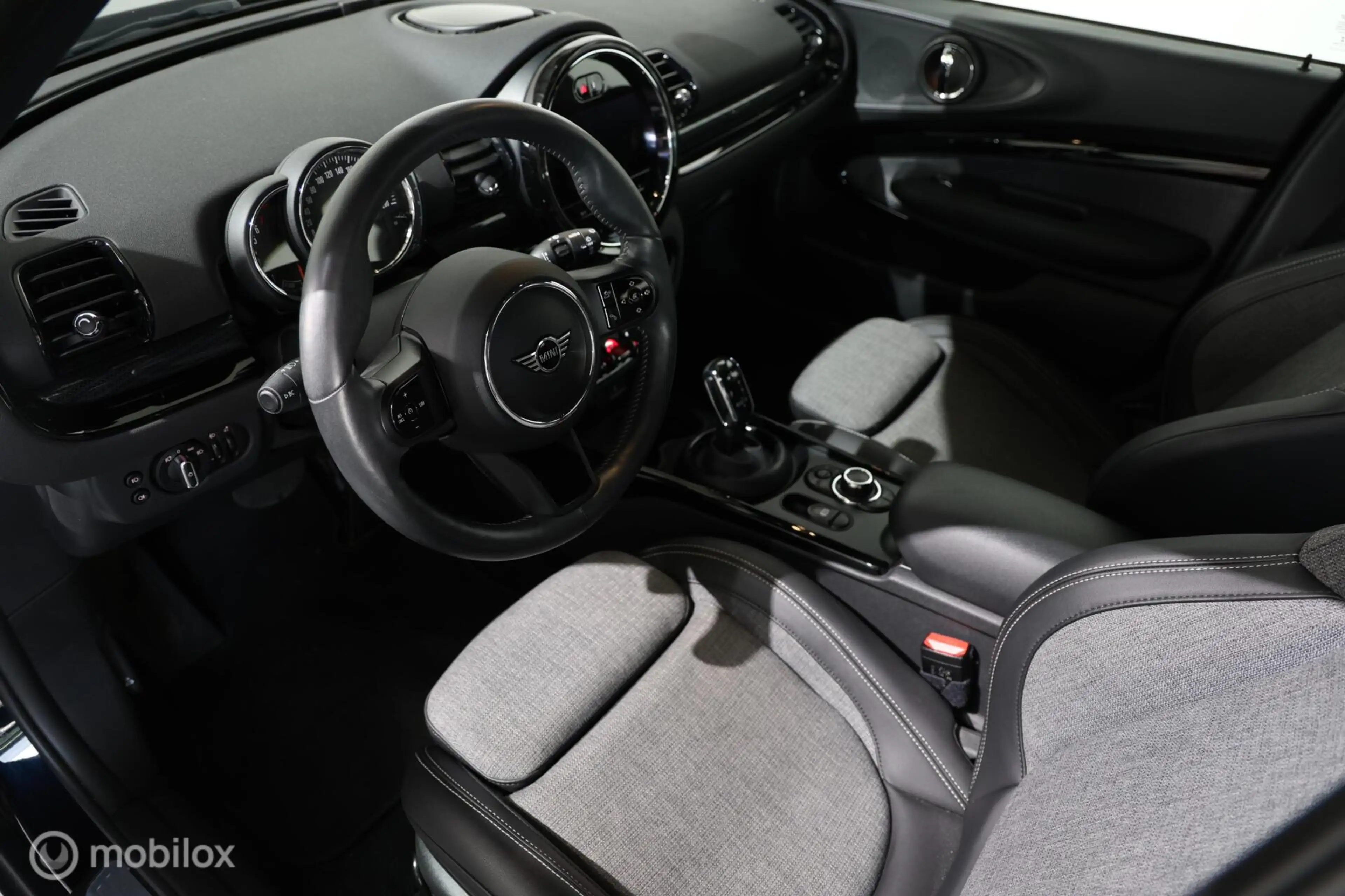 MINI Cooper Clubman 1.5 -STOEL/STUURVERWARMING - NAVI- AIRCO — photo 12