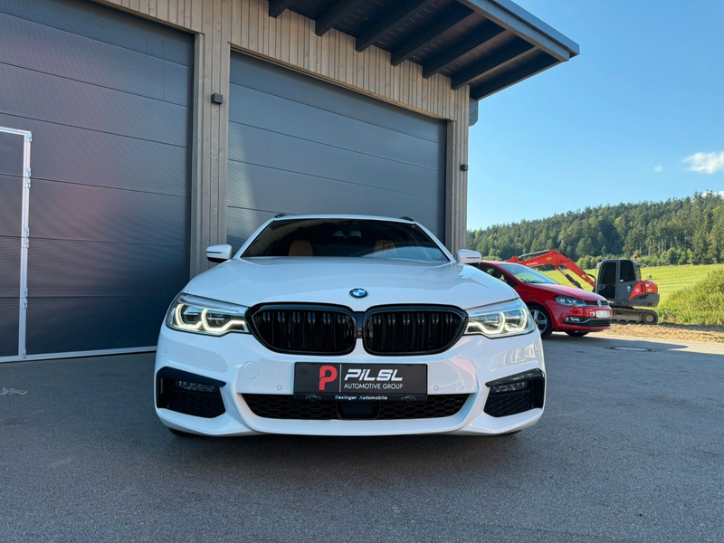 BMW 530 d xDrive Touring M Sport *PANO *HUD *360° ACC — photo 4