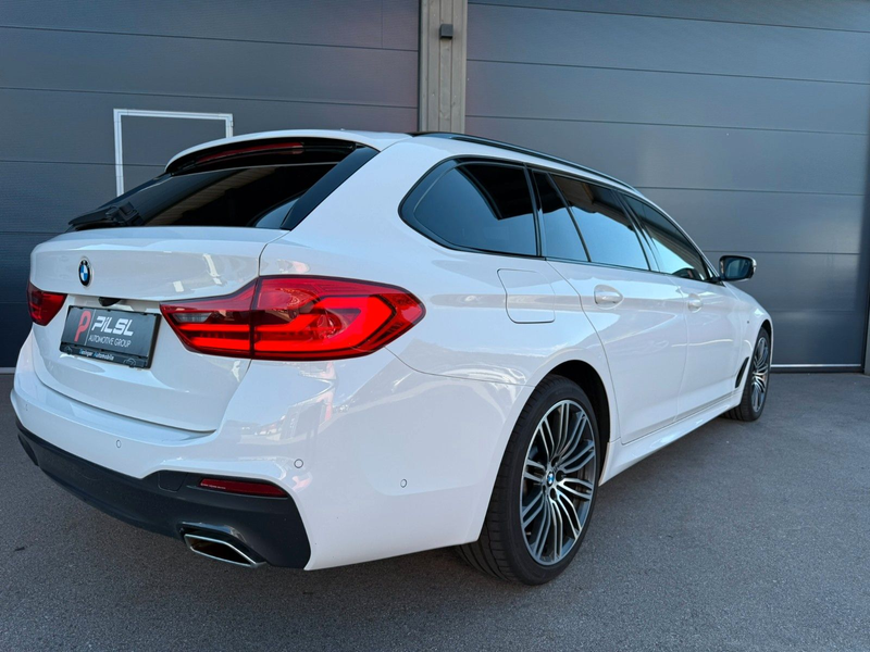 BMW 530 d xDrive Touring M Sport *PANO *HUD *360° ACC — photo 8