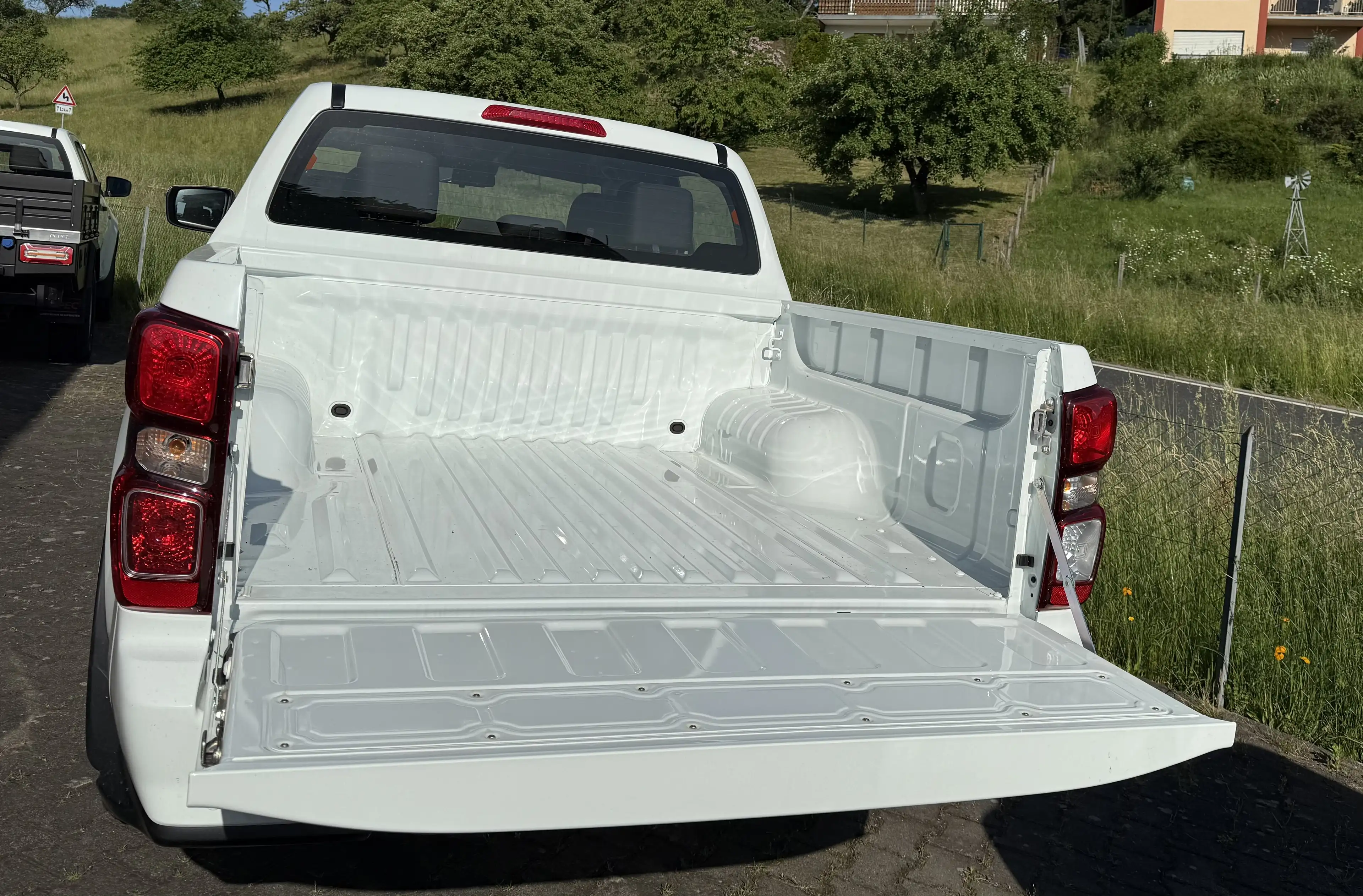 Isuzu D-Max D-Max Double Cab 4WD Autm. LS — photo 4
