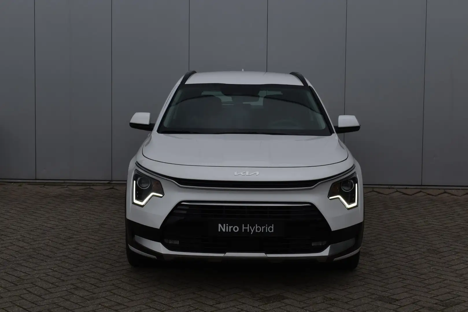 Kia Niro HEV 1.6 GDi Hybrid DynamicLine Prijs is incl. inru Wit - 2