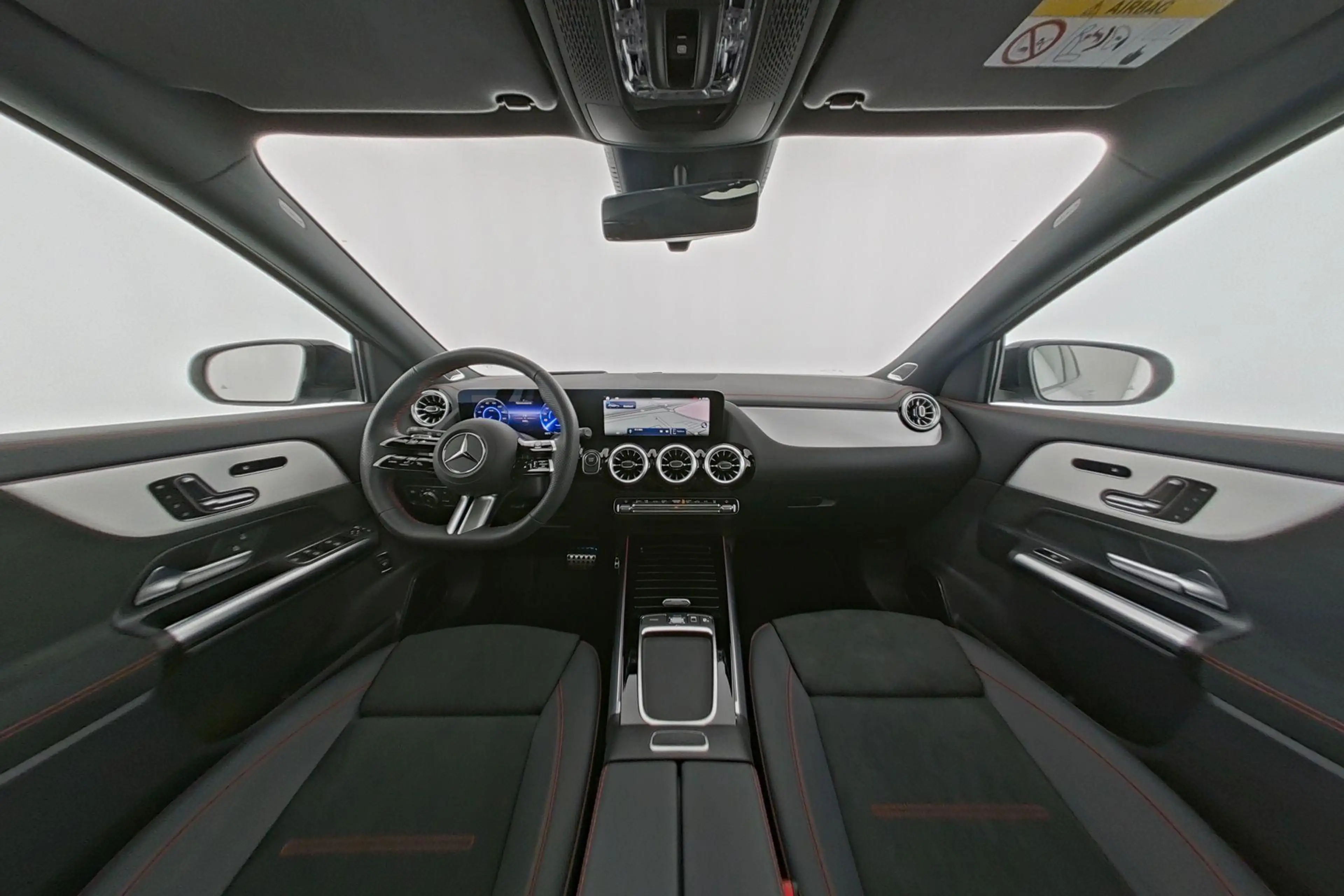 Mercedes-Benz EQA 250 AMG Line — photo 12