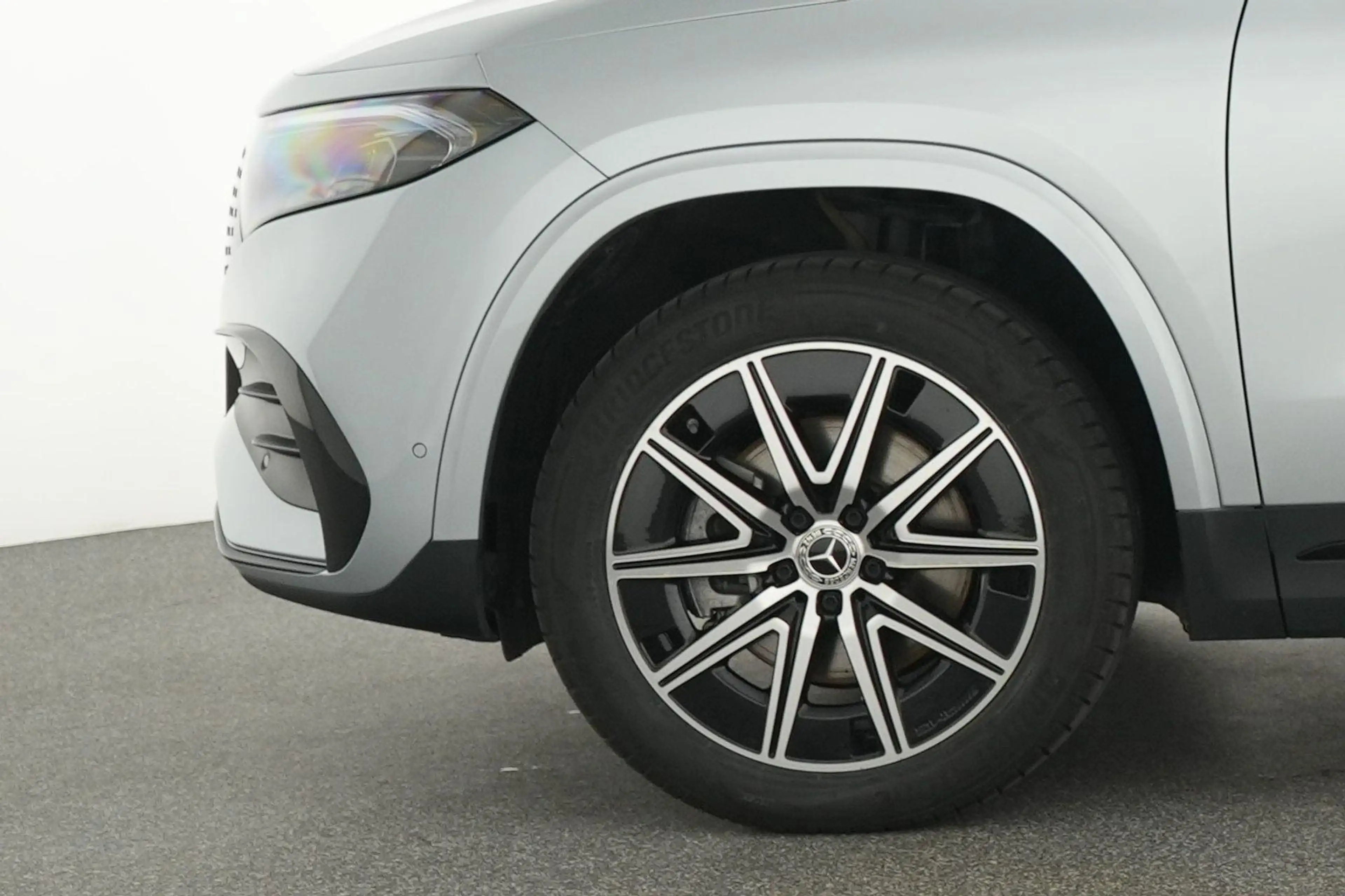 Mercedes-Benz EQA 250 AMG Line — photo 5