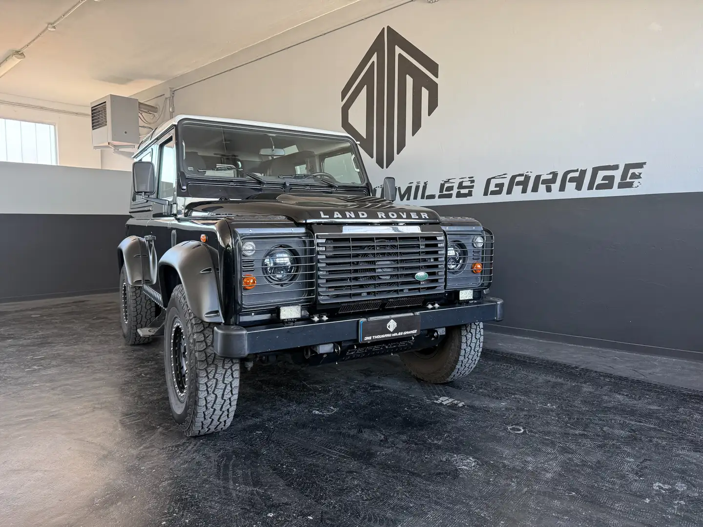 Land Rover Defender VI 90 2.2 TD4 6marce SOLO 102.000KM - 2