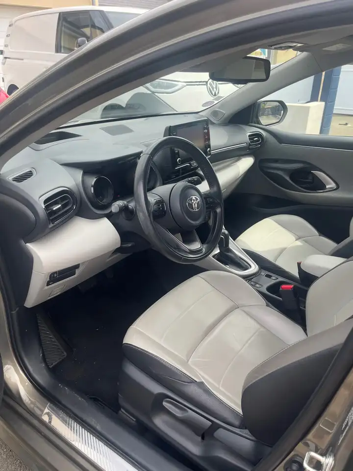 Toyota Yaris Yaris — photo 8