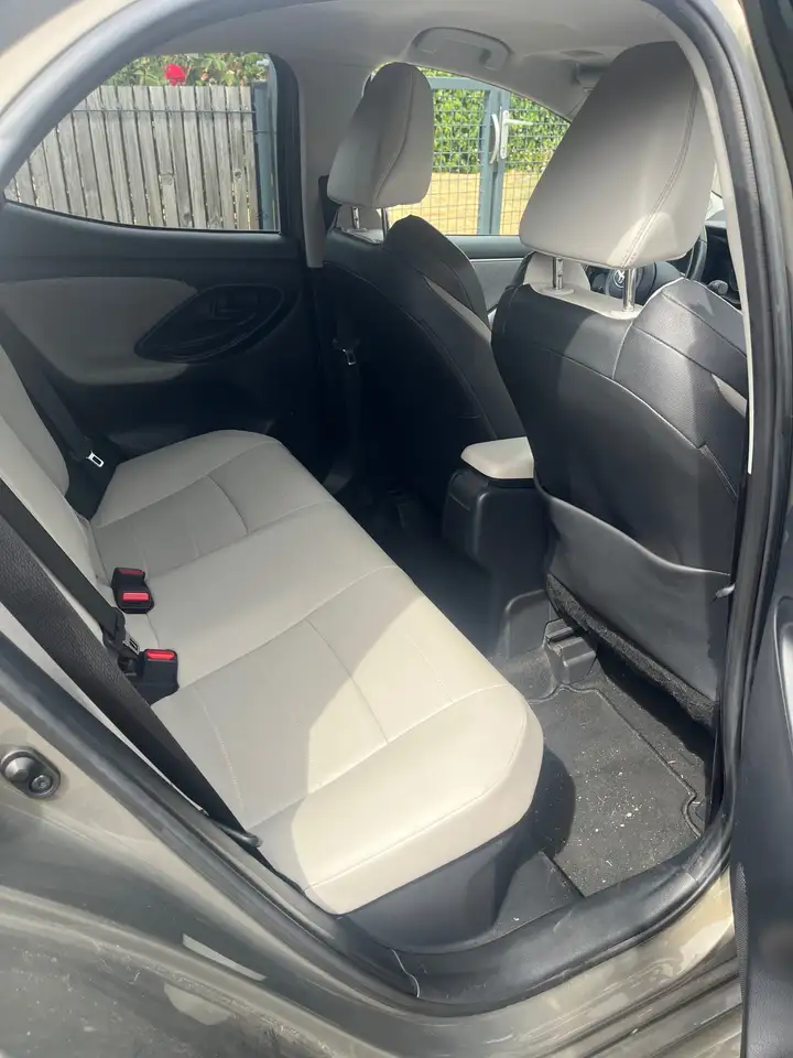 Toyota Yaris Yaris — photo 6