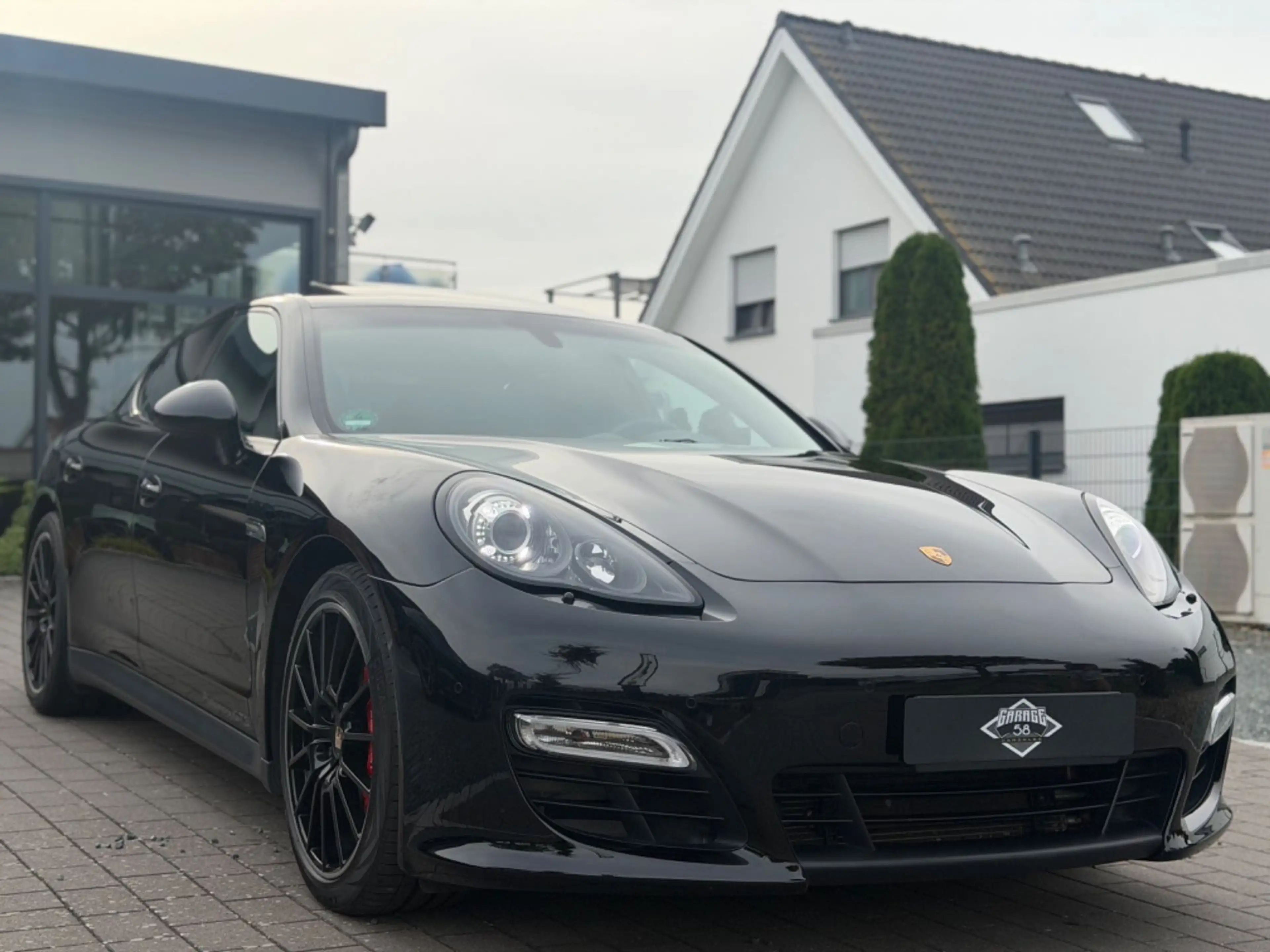 Porsche Panamera GTS/1.Besitz/Chrono/14-W. Komfort/Bose