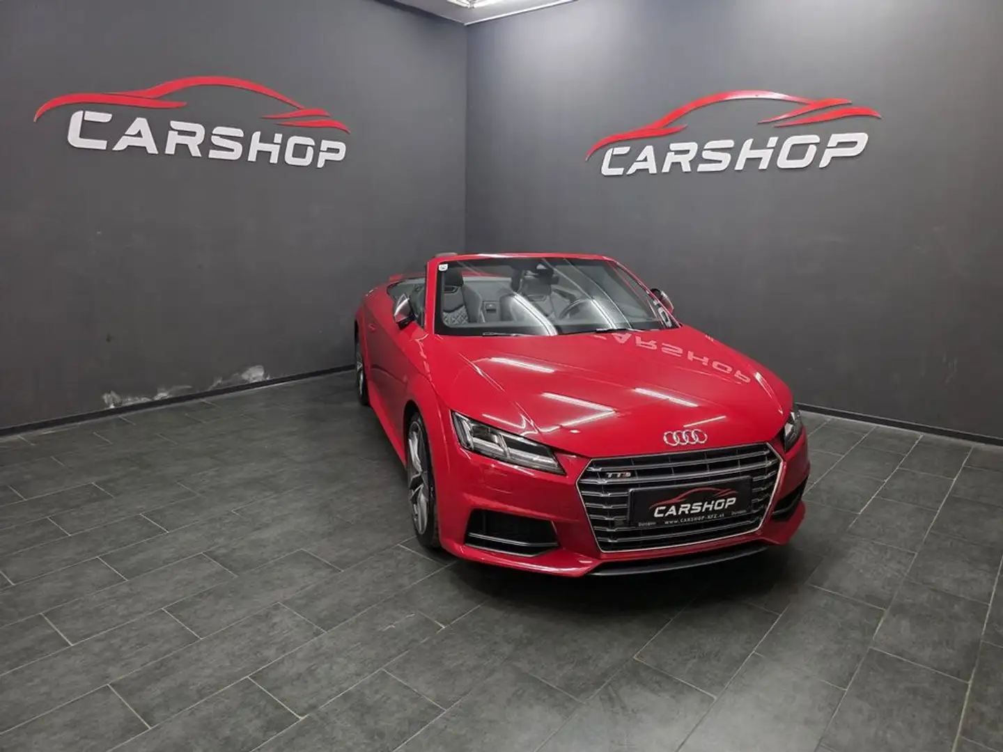Audi TTS Roadster quattro Rot - 2