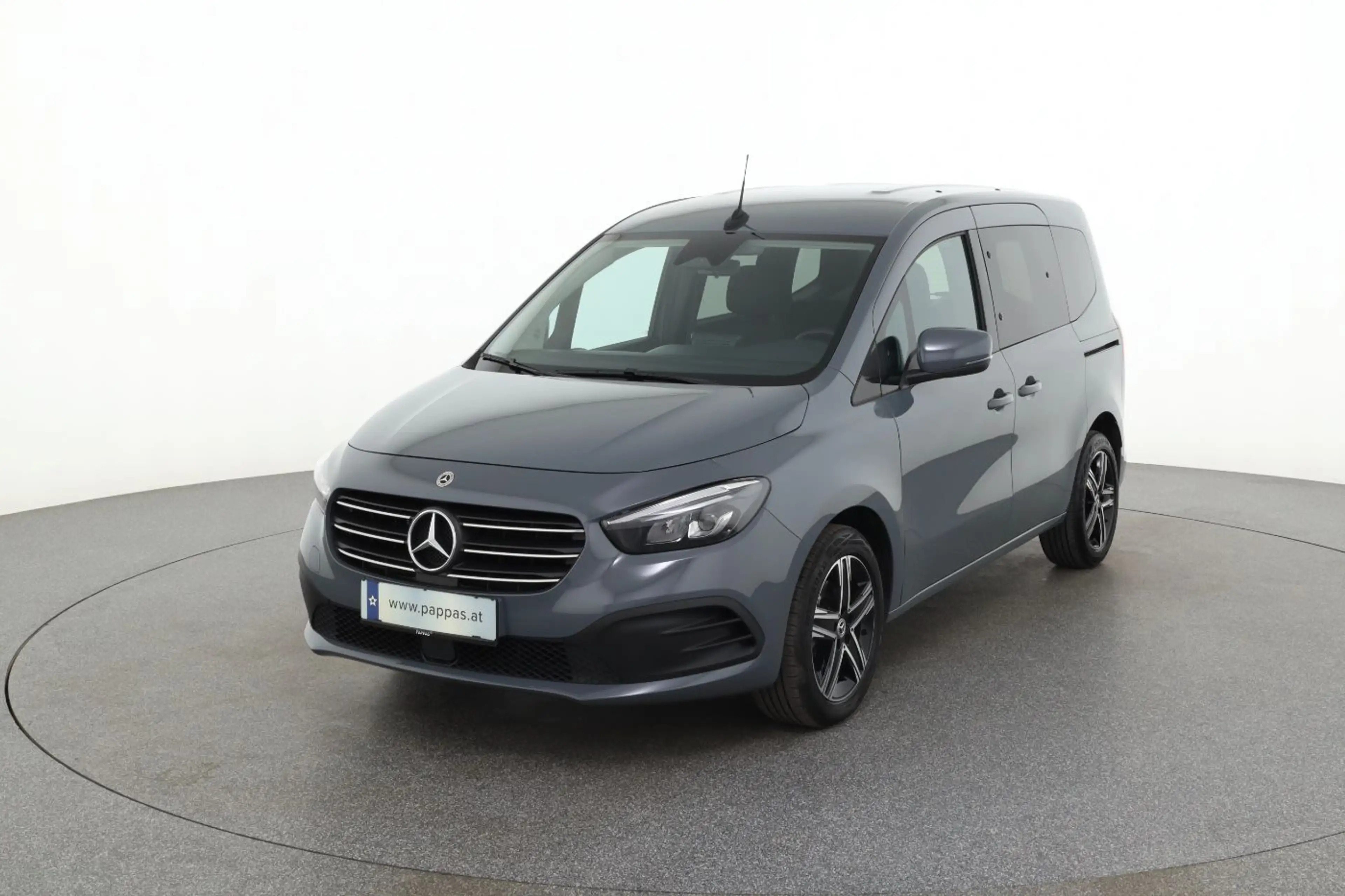 Mercedes-Benz T-Class T 180 d Standard Cam SHZ — photo 2