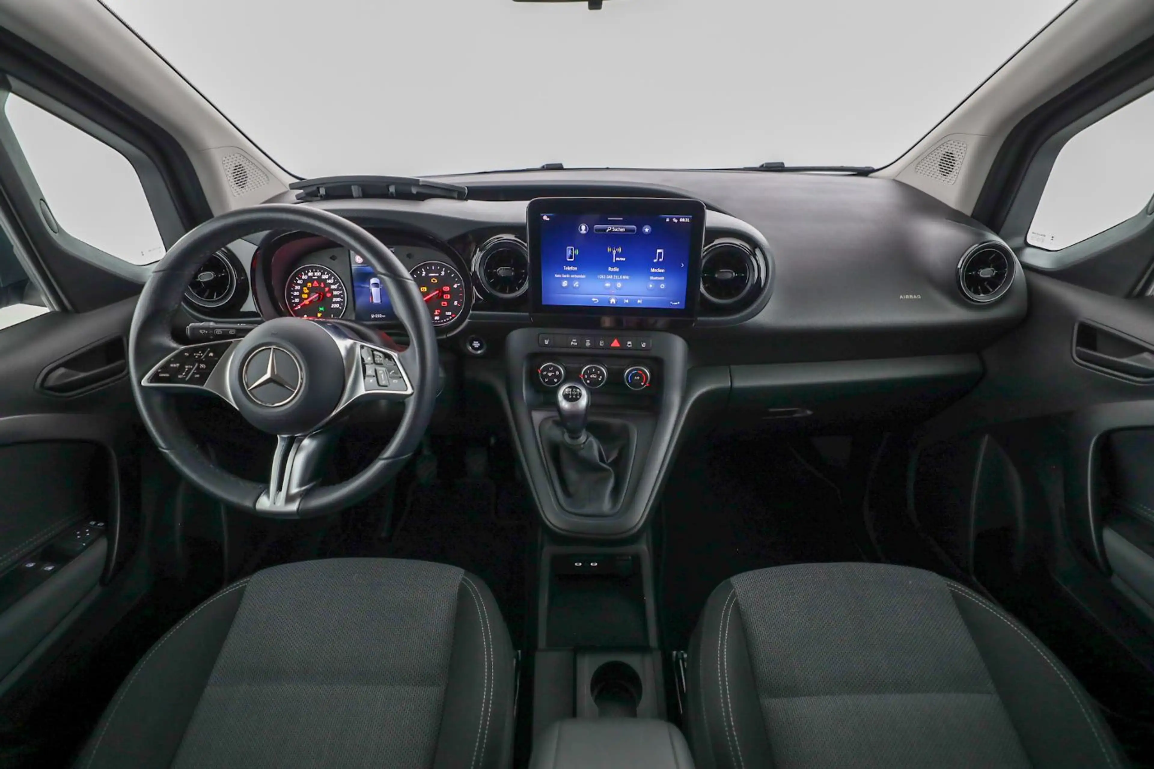Mercedes-Benz T-Class T 180 d Standard Cam SHZ — photo 9