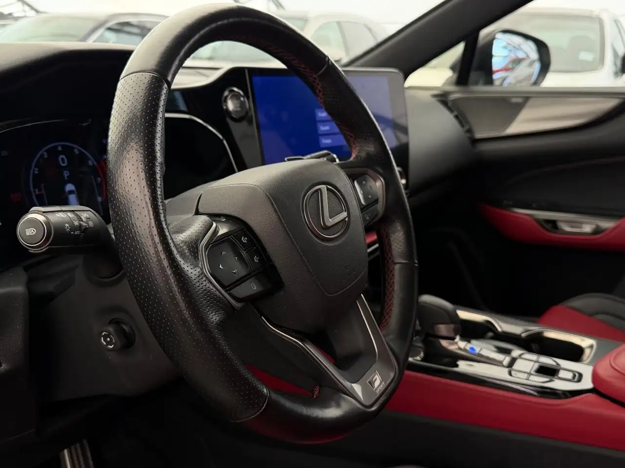 Lexus NX снимка Lexus NX