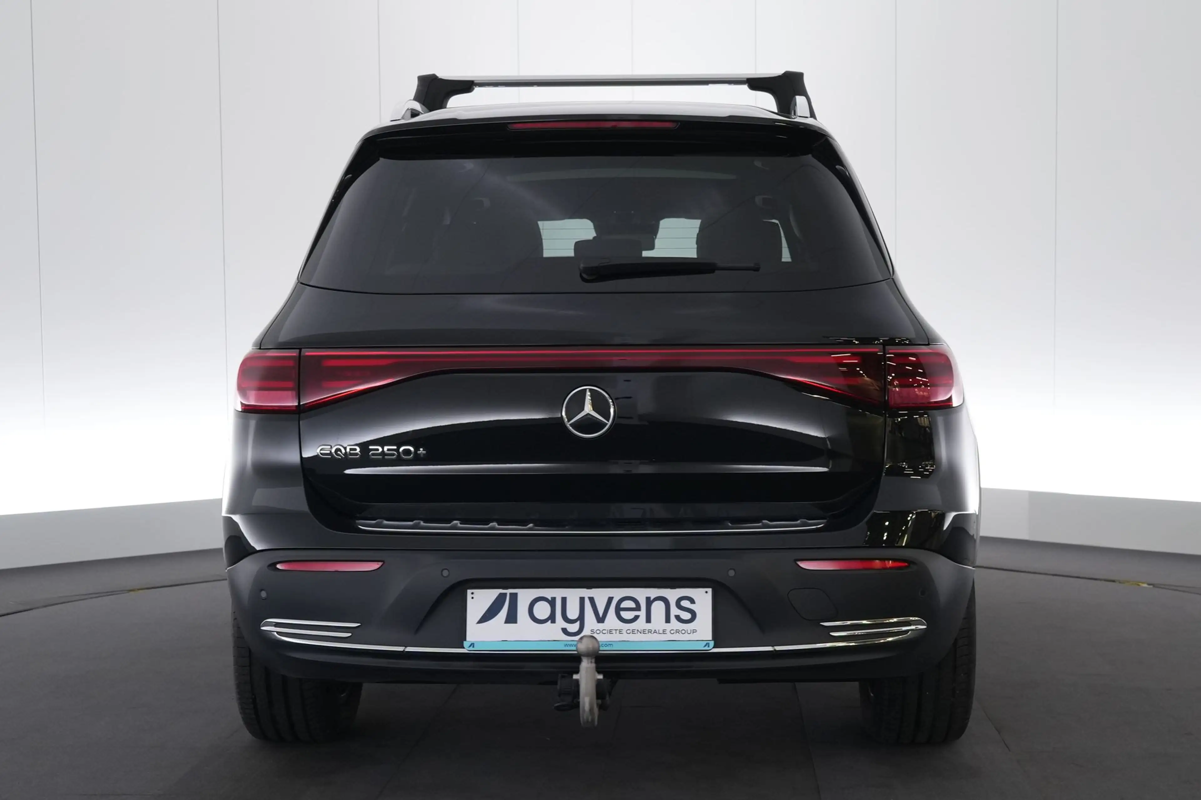 Mercedes-Benz EQB 250 250+ Luxury Line LEDER/CUIR Adapt. LED GPS PDC 360 — photo 8