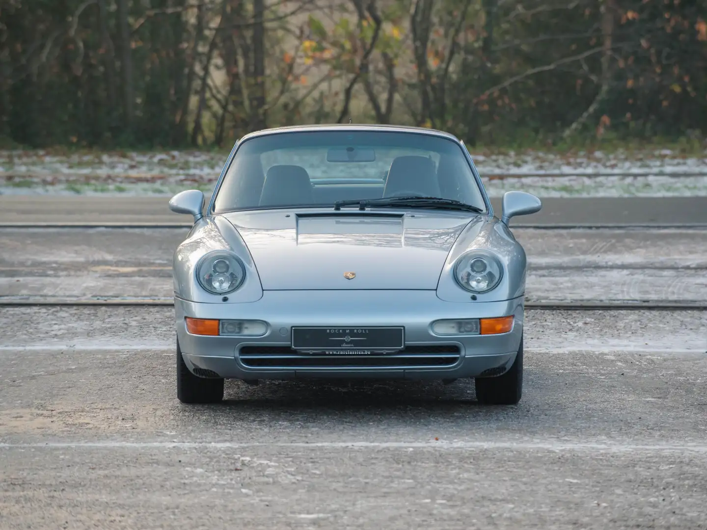 Porsche 993 911 Carrera Gümüş rengi - 2