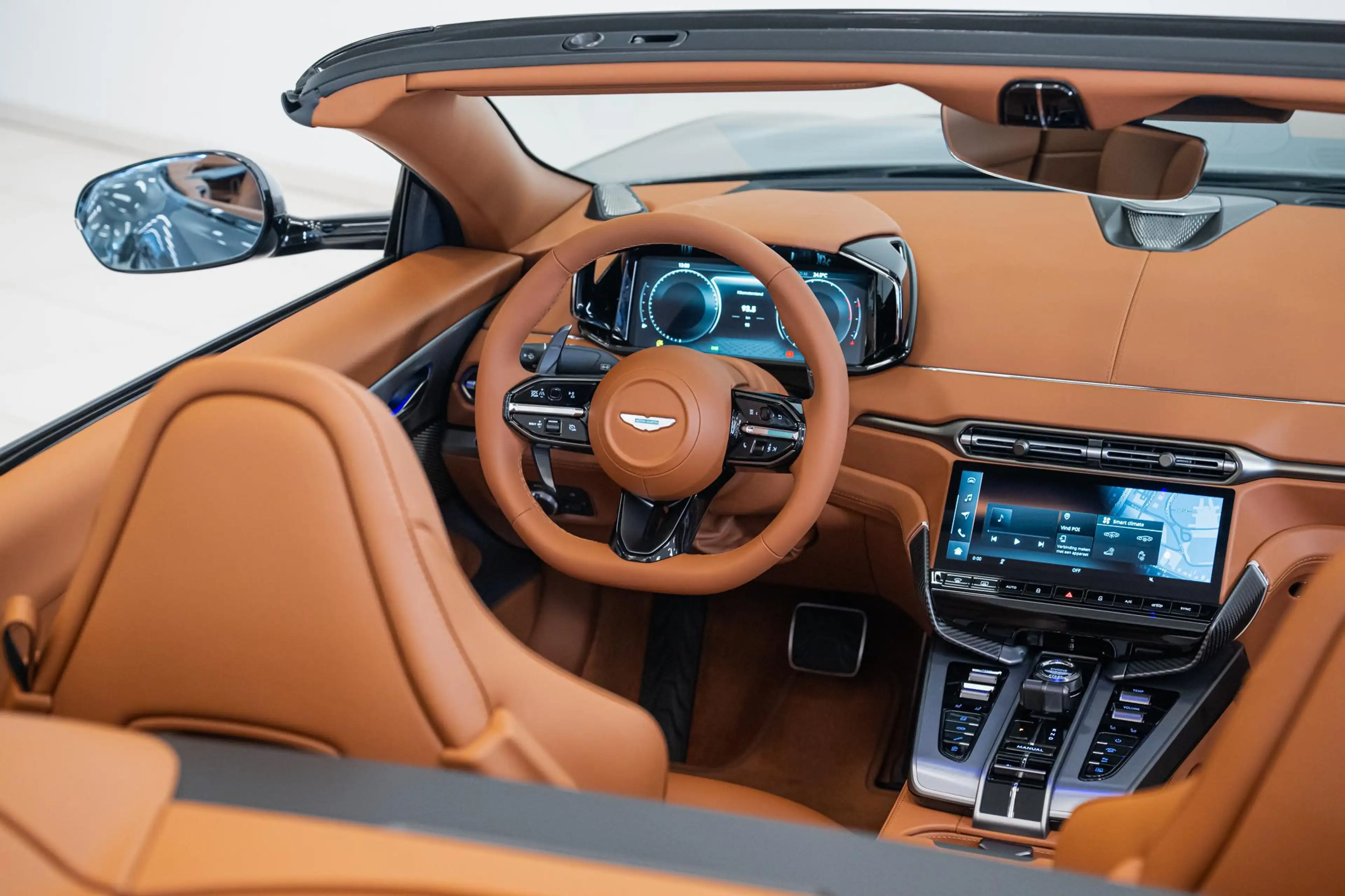 Aston Martin Vanquish Volante | NEW 2026 | Incl. BPM | — photo 11