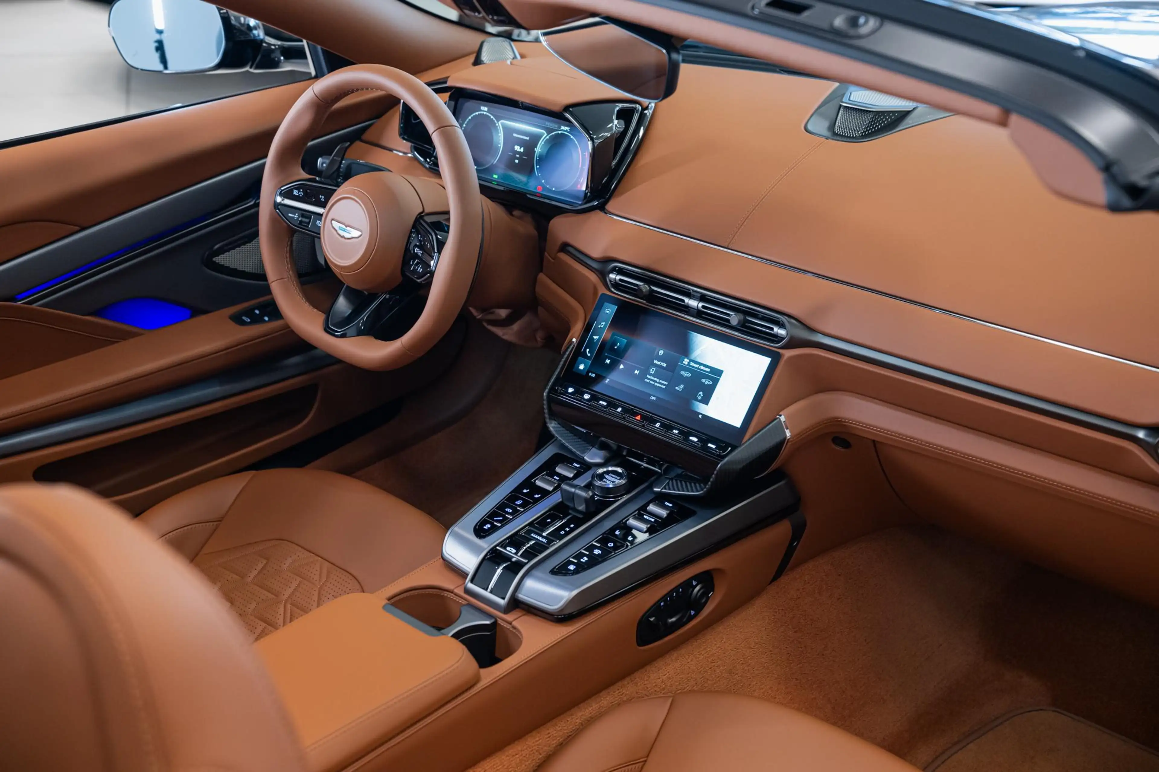 Aston Martin Vanquish Volante | NEW 2026 | Incl. BPM | — photo 12