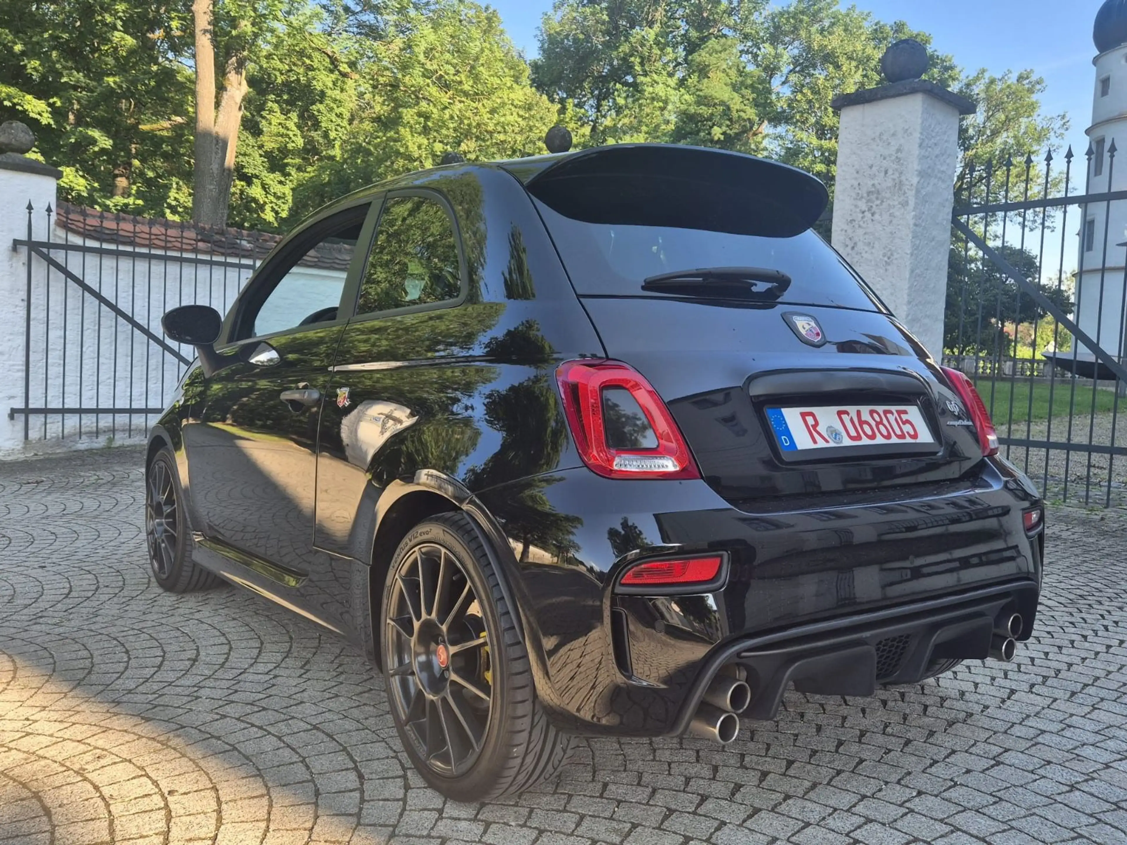 Abarth 695 — photo 3