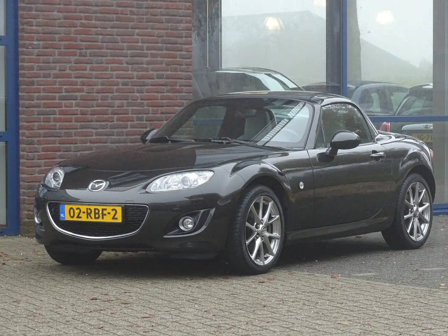 Mazda MX-5 Roadster Coupé NL AUTO 1.8 Kaminari Noir - 1