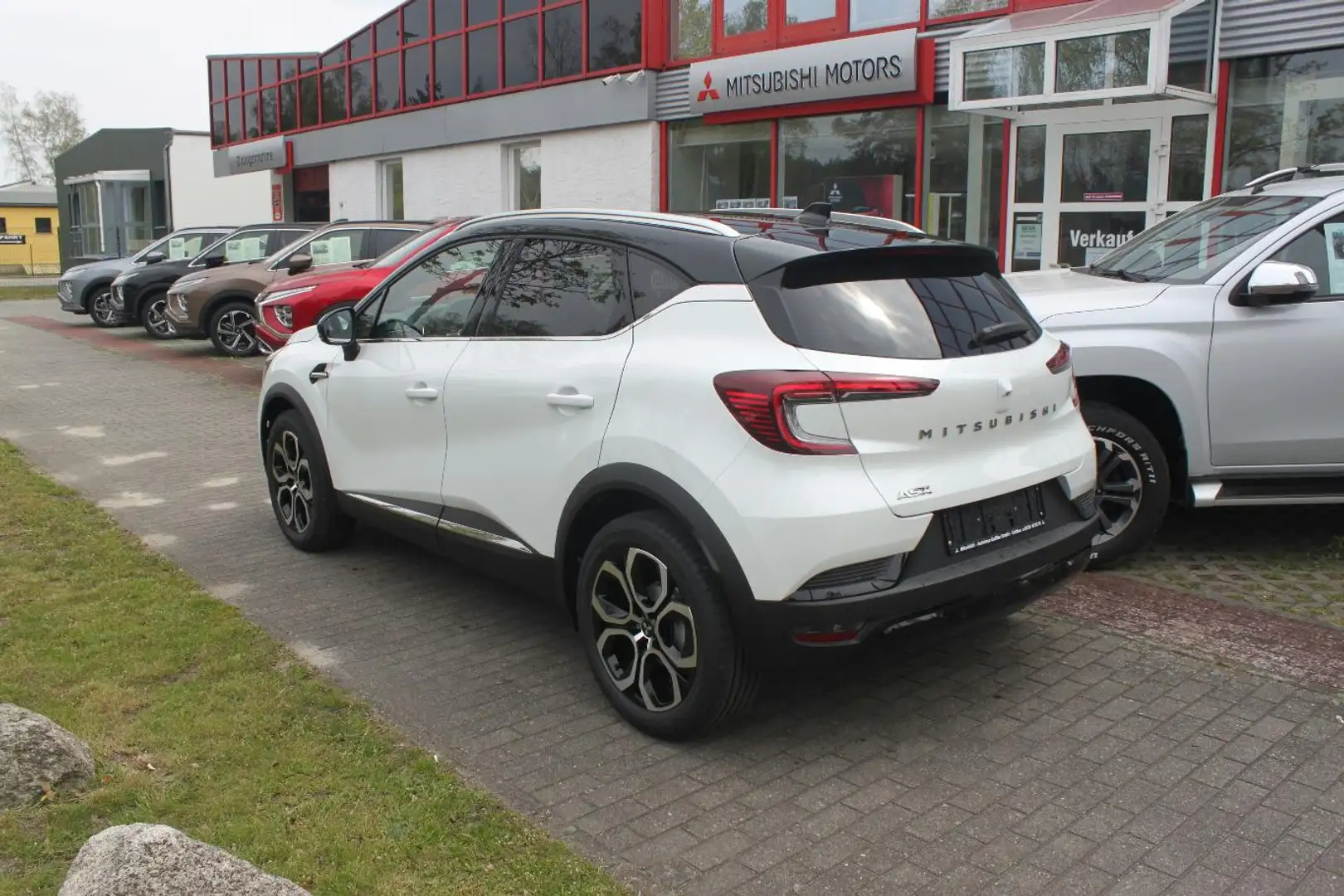 Mitsubishi ASX Select 1.6 Plug-in Hybrid Weiß - 2