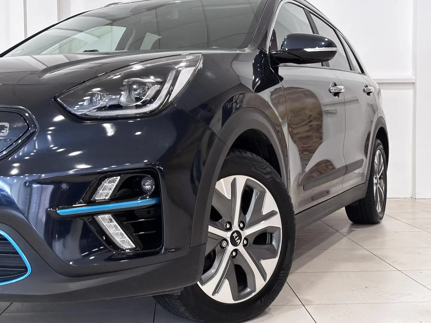 Kia e-Niro ExecutiveLine 64 kWh | Leder interieur | Hoge inst Azul - 2