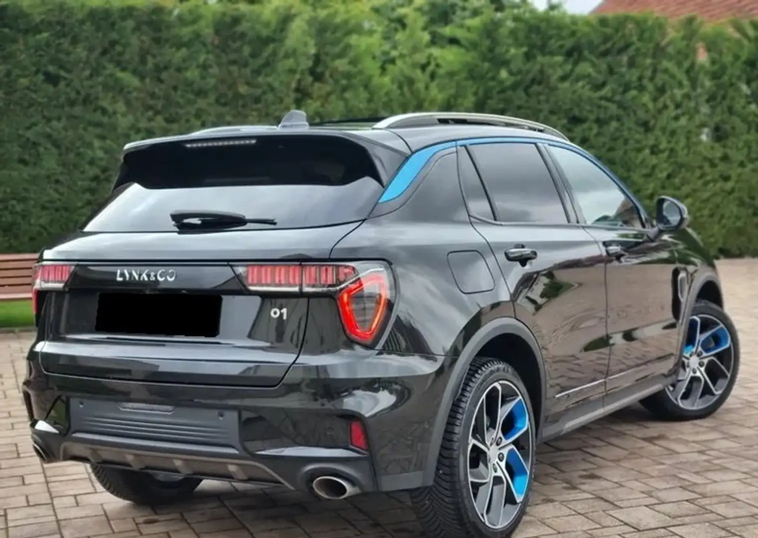 Lynk & Co 01 01 1.5 Plug-in Hybrid - 2