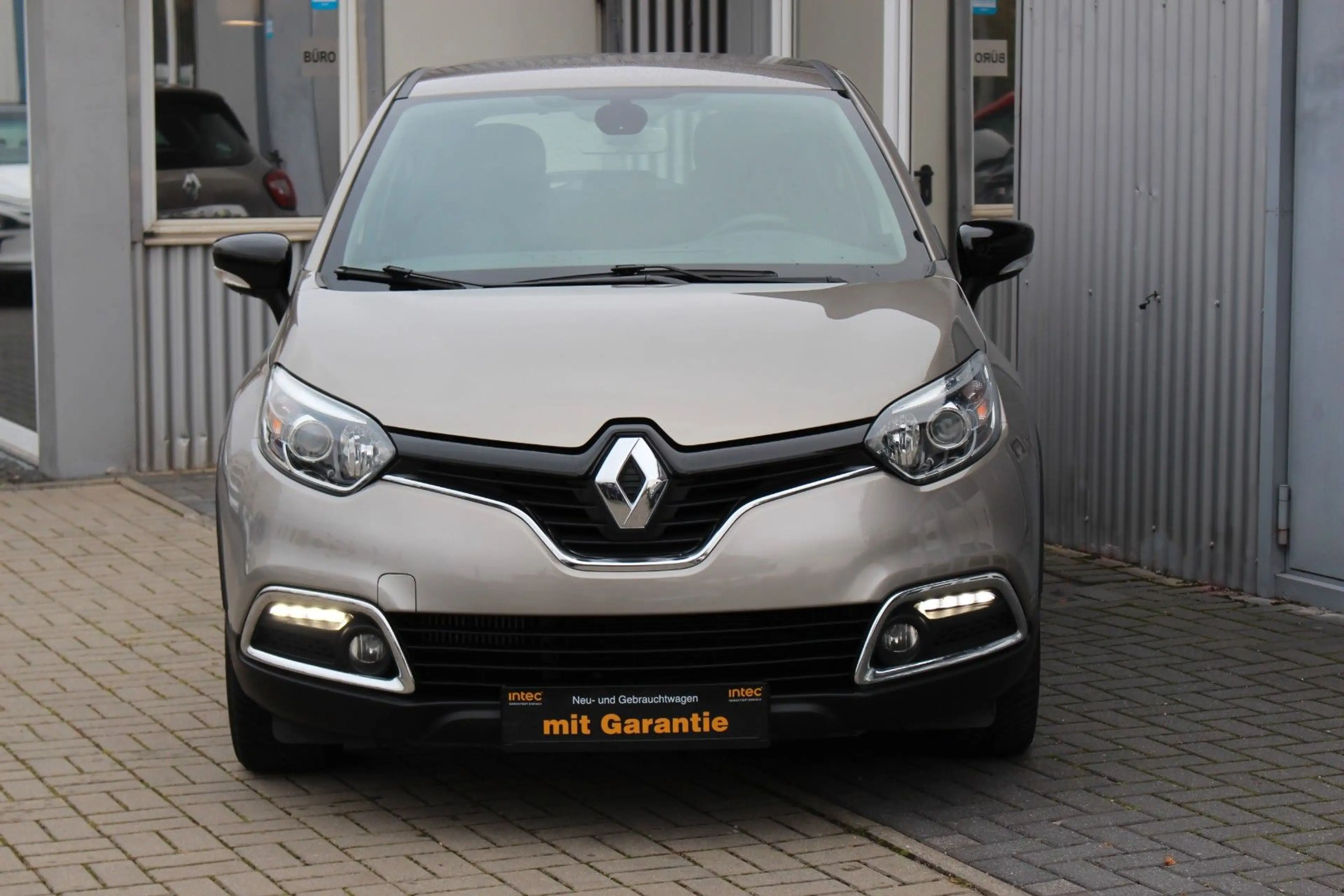 Renault Captur TCe 120 Automatik XMOD+Navi+Kamera+AHK — photo 7