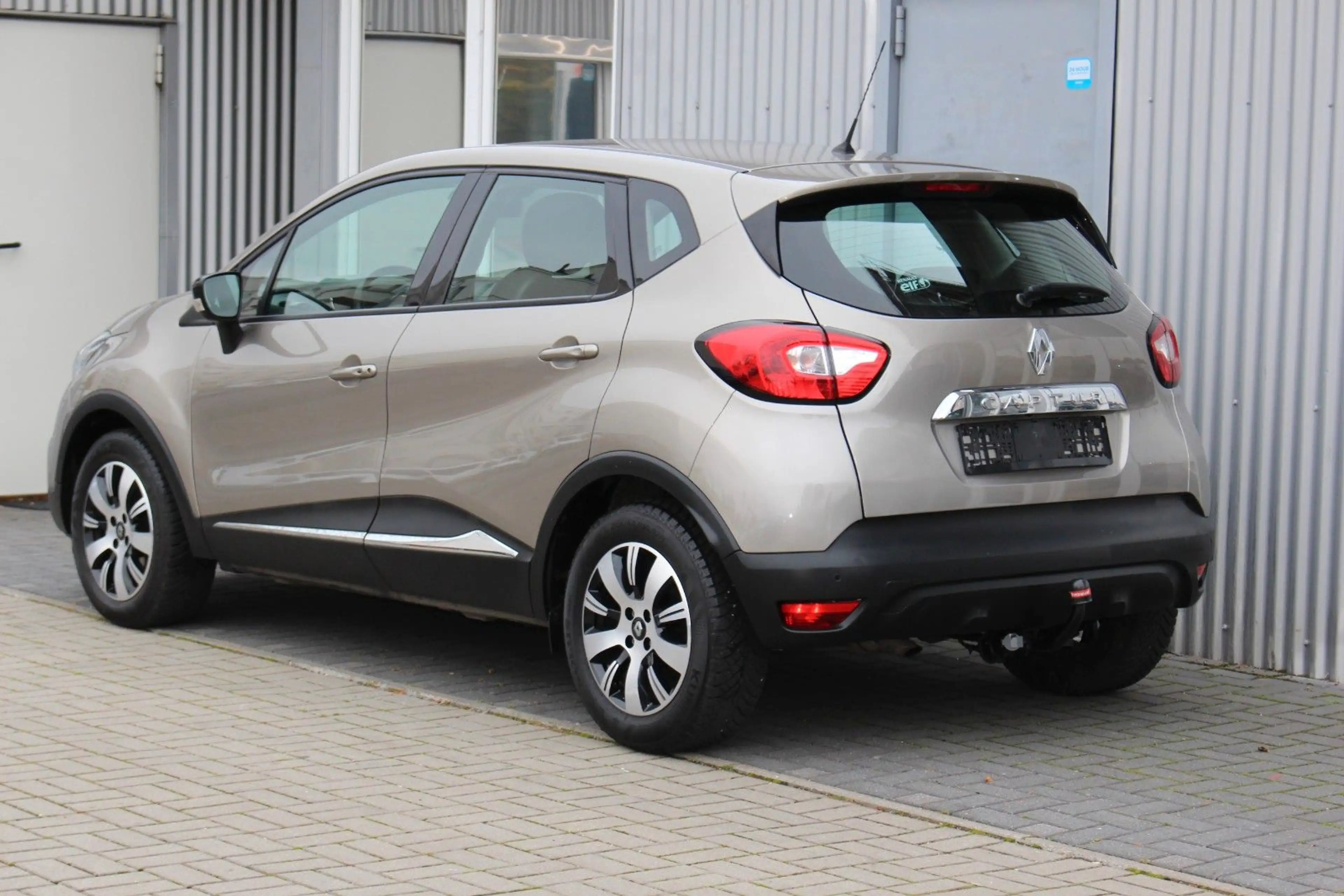 Renault Captur TCe 120 Automatik XMOD+Navi+Kamera+AHK — photo 4
