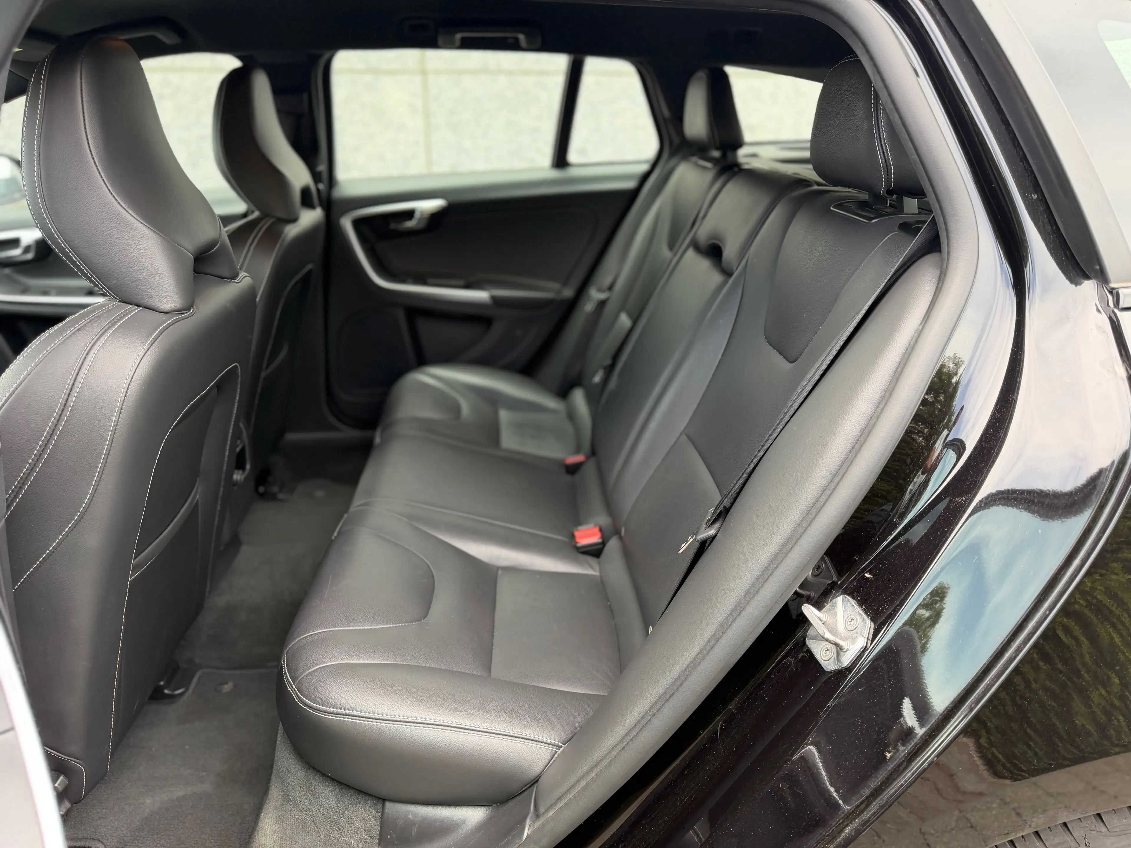 Volvo V60 V60 2.0 D2 — photo 9