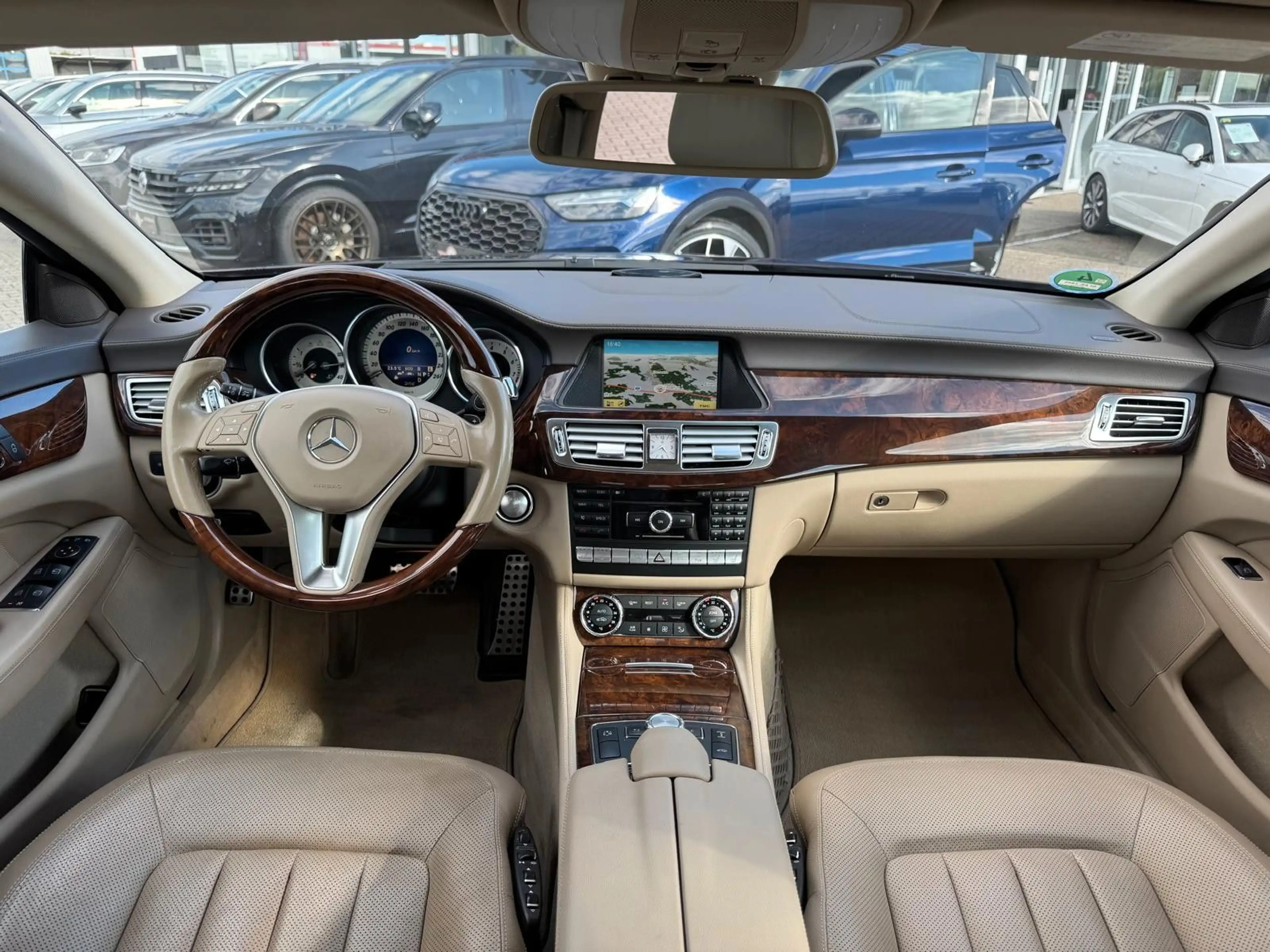 Mercedes-Benz CLS 350 CLS350 BlueEfficiency"7G-TRONIC"AMG PAKET"S.DACH — photo 14