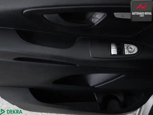 Mercedes-Benz Vito view 13