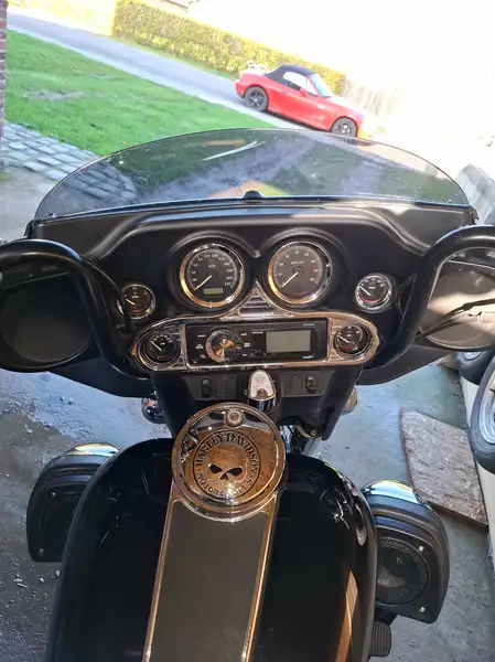 Harley-Davidson Electra Glide - foto 8