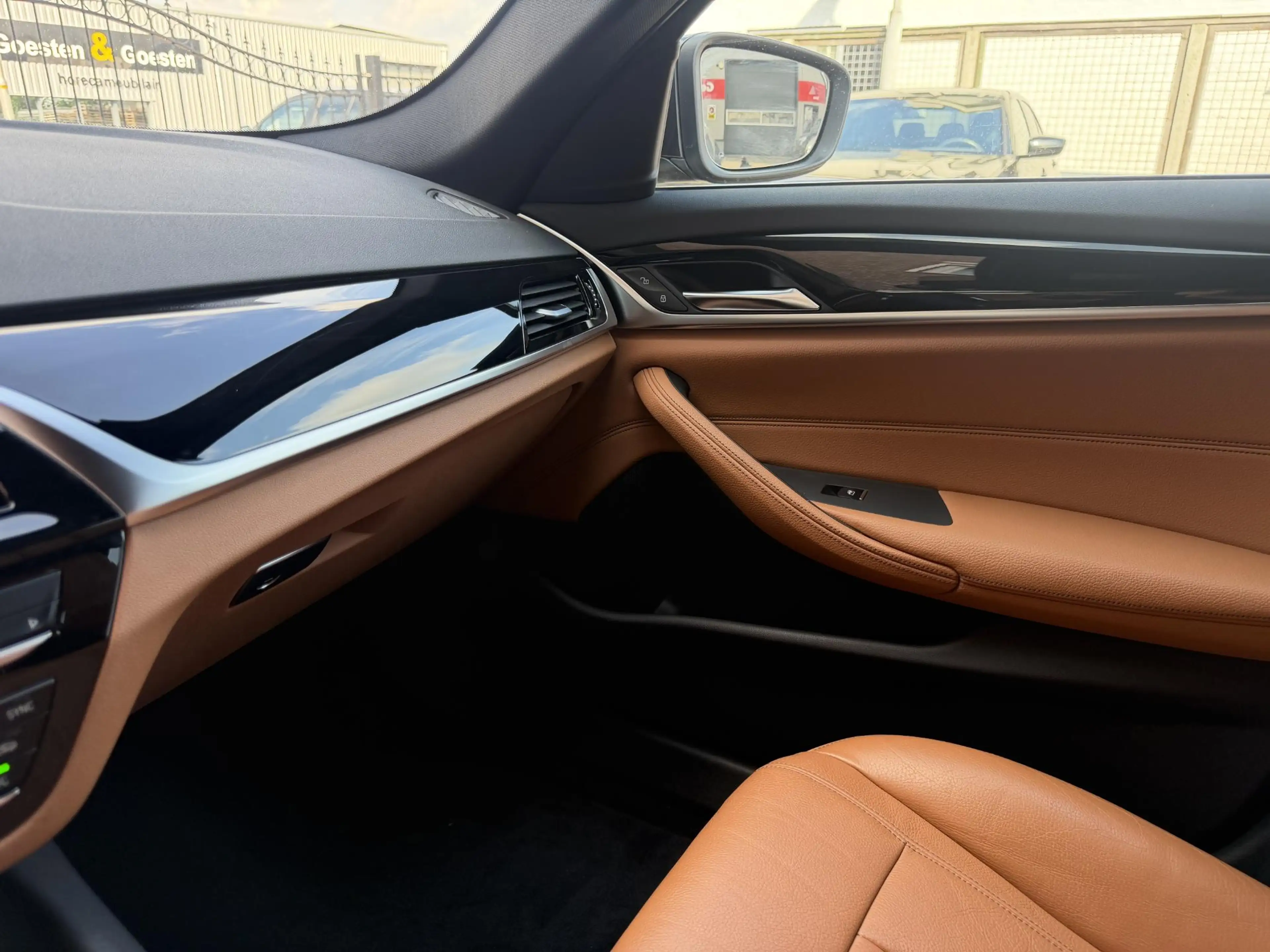 BMW 520 5-serie Touring 520i Executive Leder|ShadowLine|LC — photo 20