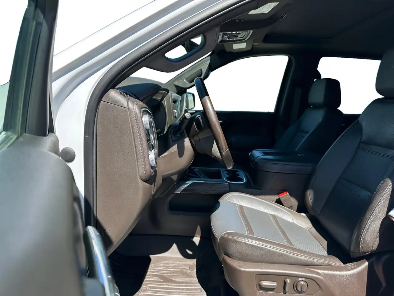 GMC Sierra 1500 photo GMC Sierra 1500