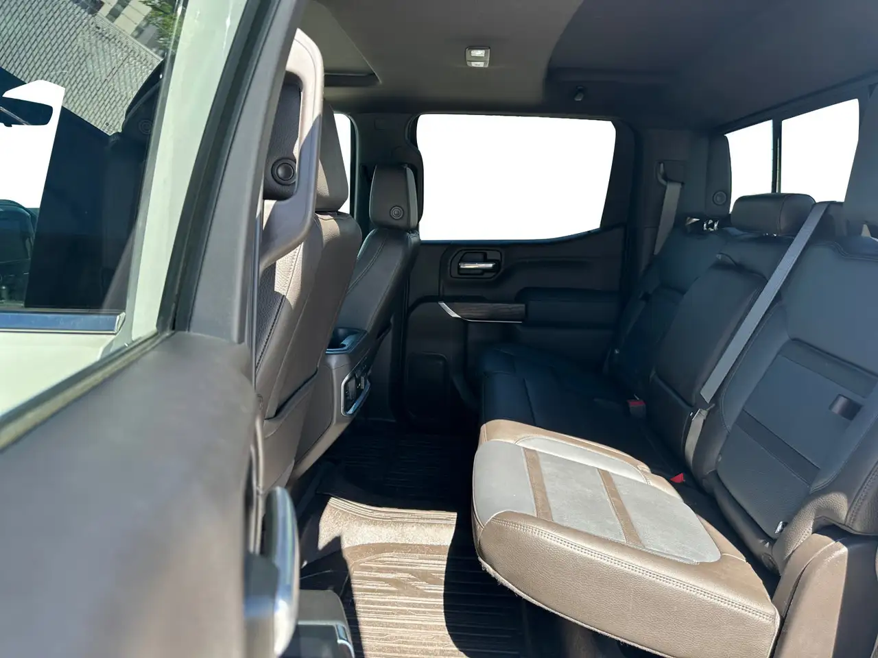 GMC Sierra 1500 photo GMC Sierra 1500