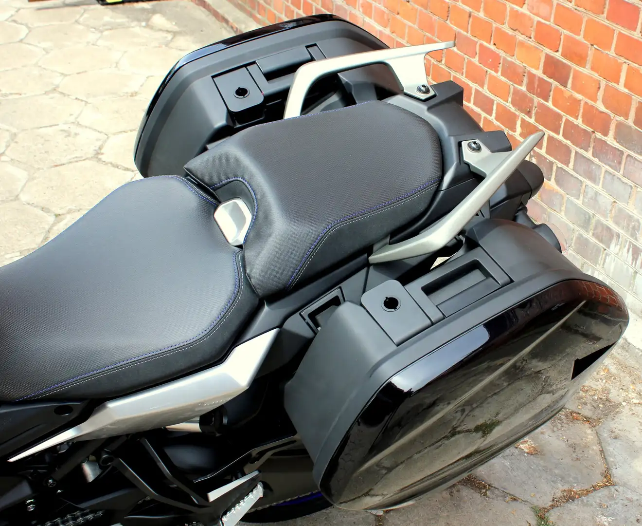 Yamaha Tracer 900 Negro - 2