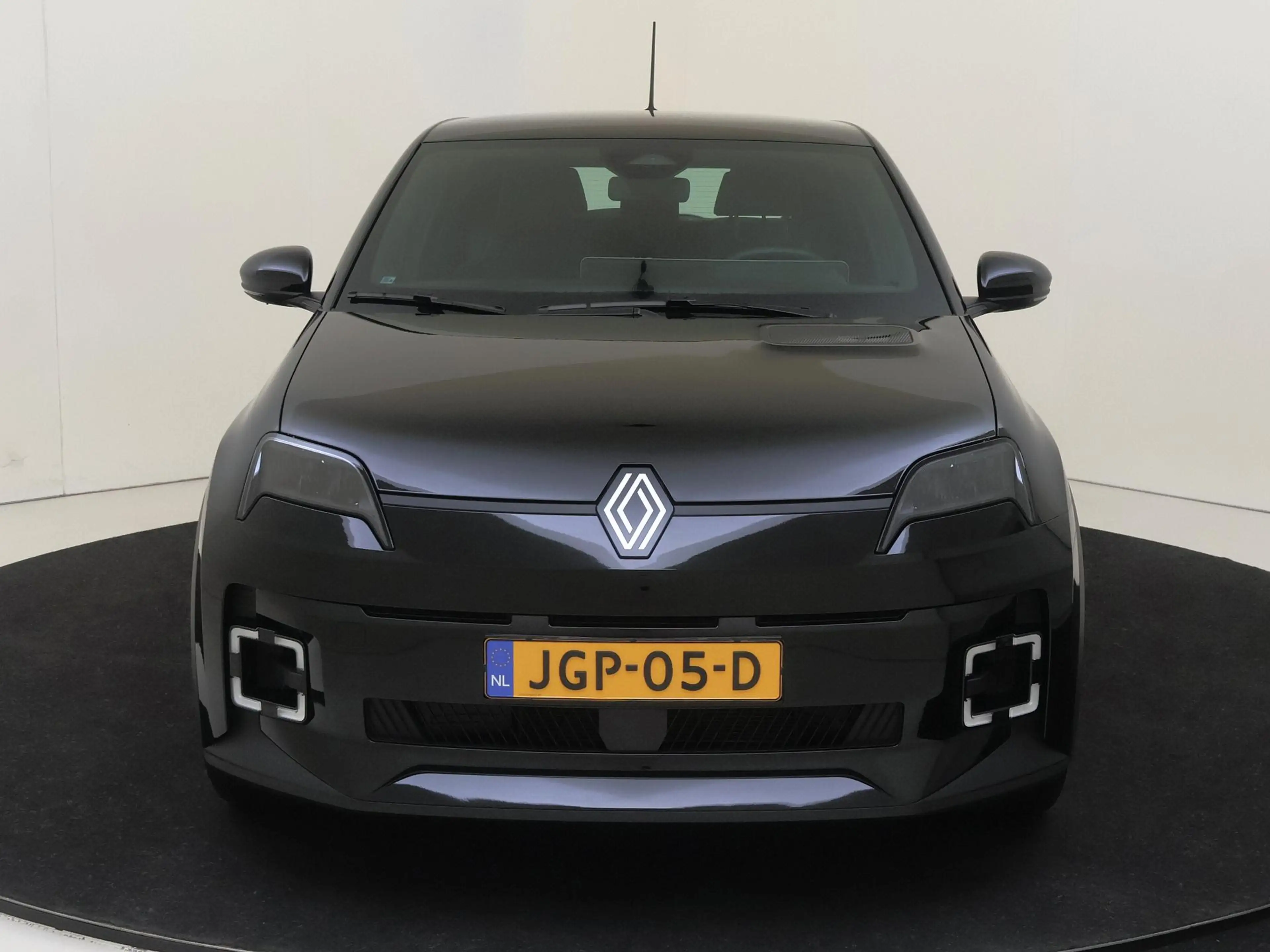 Renault R 5 urban range FIVE 40 kWh |WLTP 305 km| Android Auto — photo 6