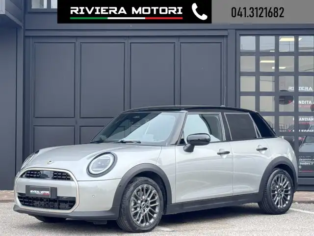 MINI Cooper 5 Porte Cooper C Favoured