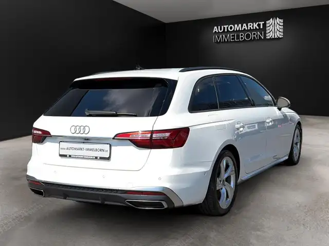 Audi A4 view 7