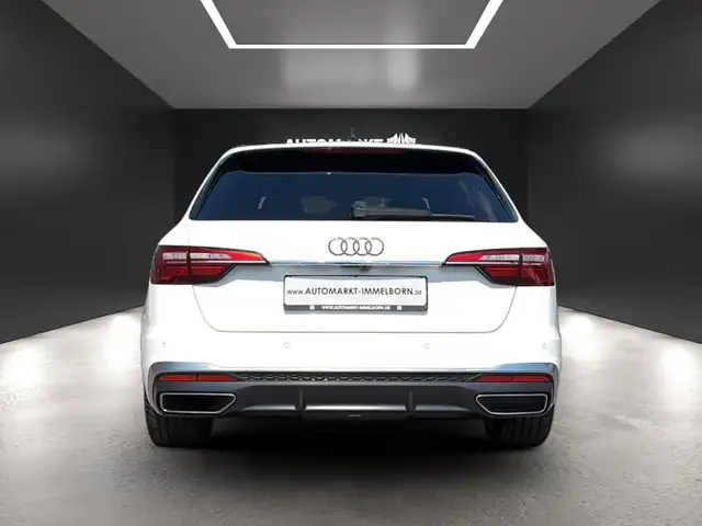 Audi A4 view 10